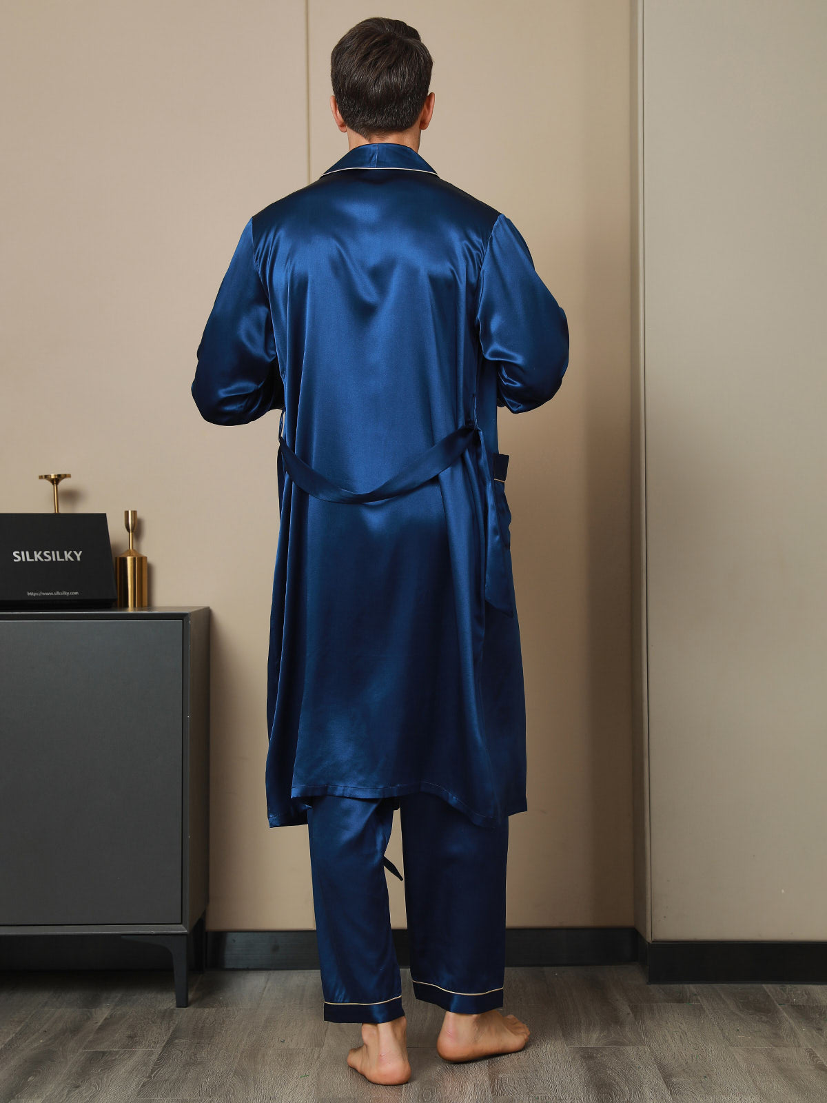 [Dark Blue] SilkSilky 19Momme Pure Silk Long Sleeve Lapel Men's Robe 002