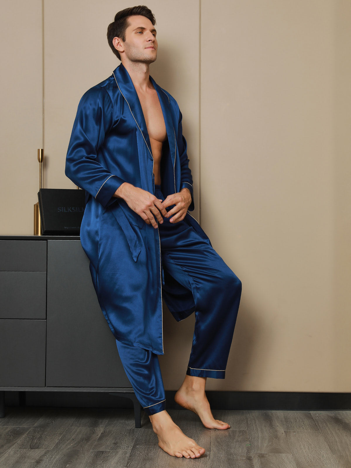 [Dark Blue] SilkSilky 19Momme Pure Silk Long Sleeve Lapel Men's Robe 003