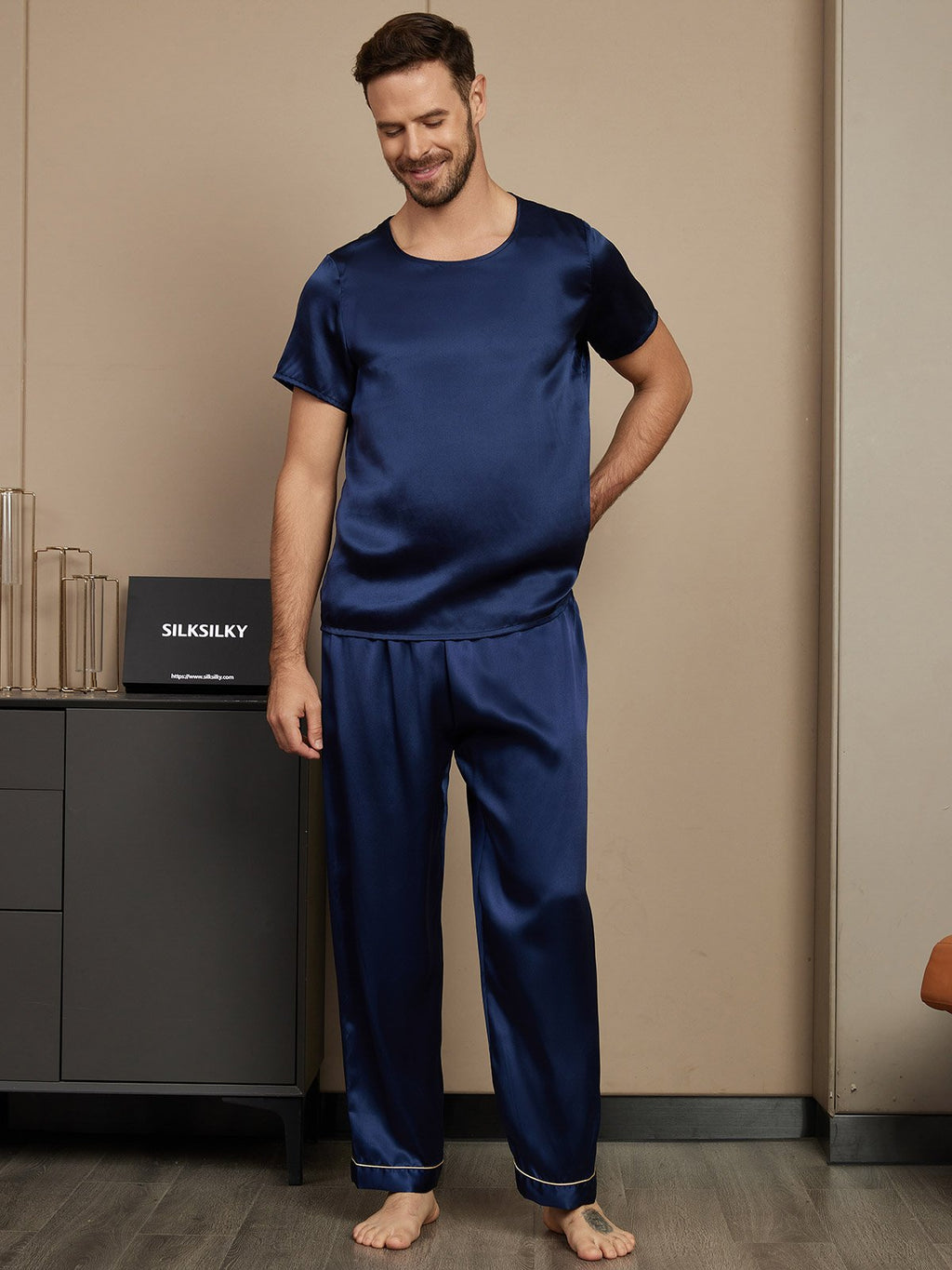 100% Mulberry Silk Short Sleeve Round Neck Pajamas Set Pants