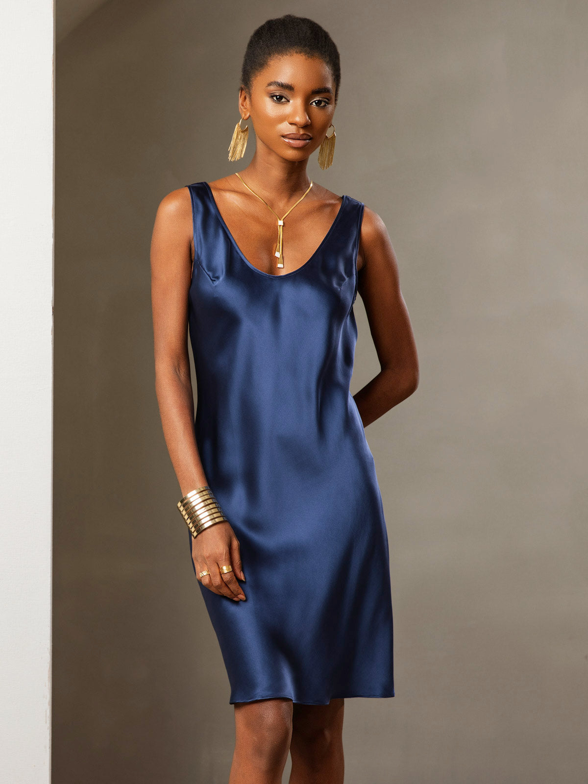 [Dark Blue] SilkSilky Pure Silk Sleeveless Round Neck Dress 001