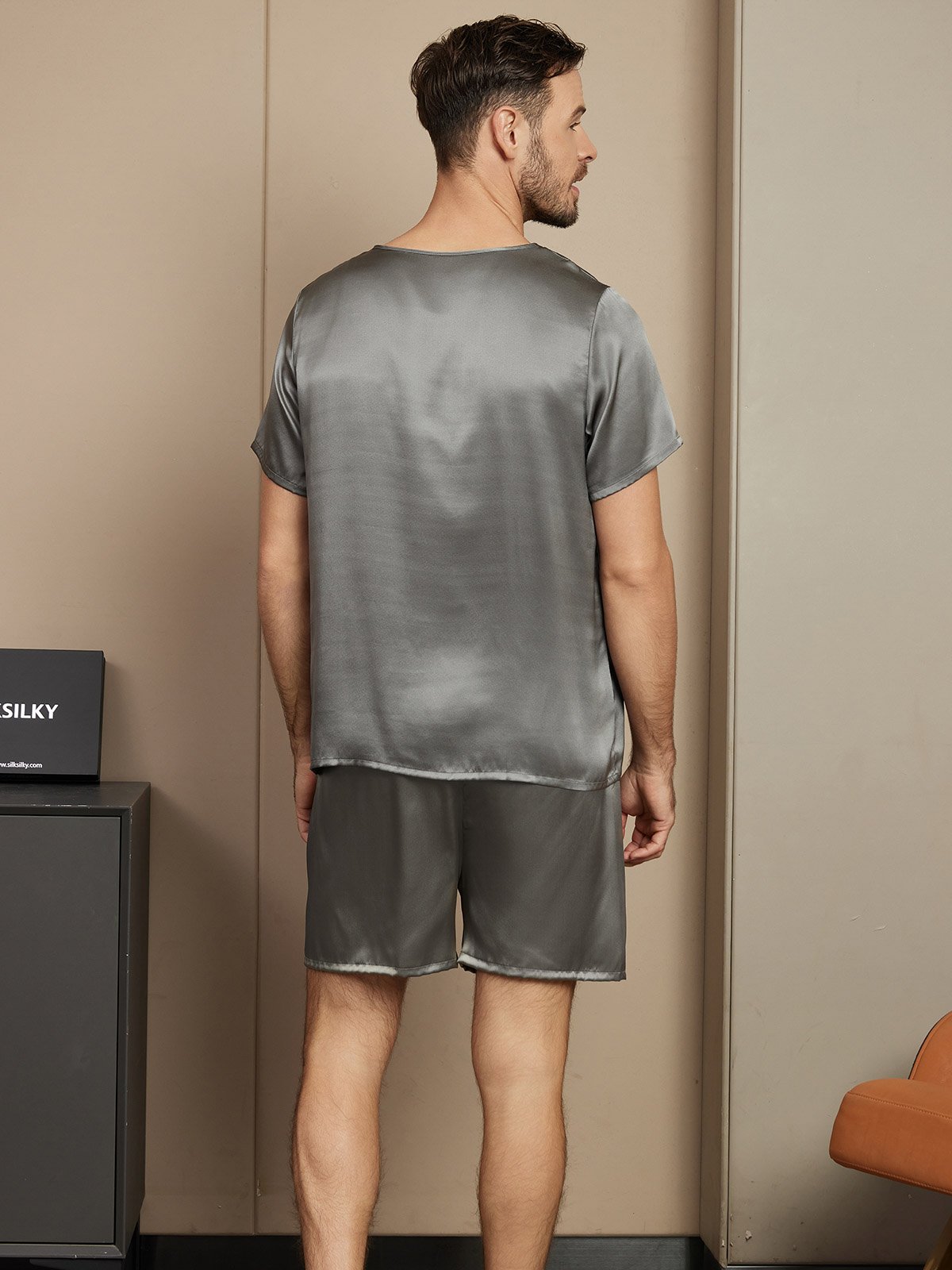 [Dark Gray] SilkSilky Pure Silk Short Sleeve Round Neck Men's Pajamas 002