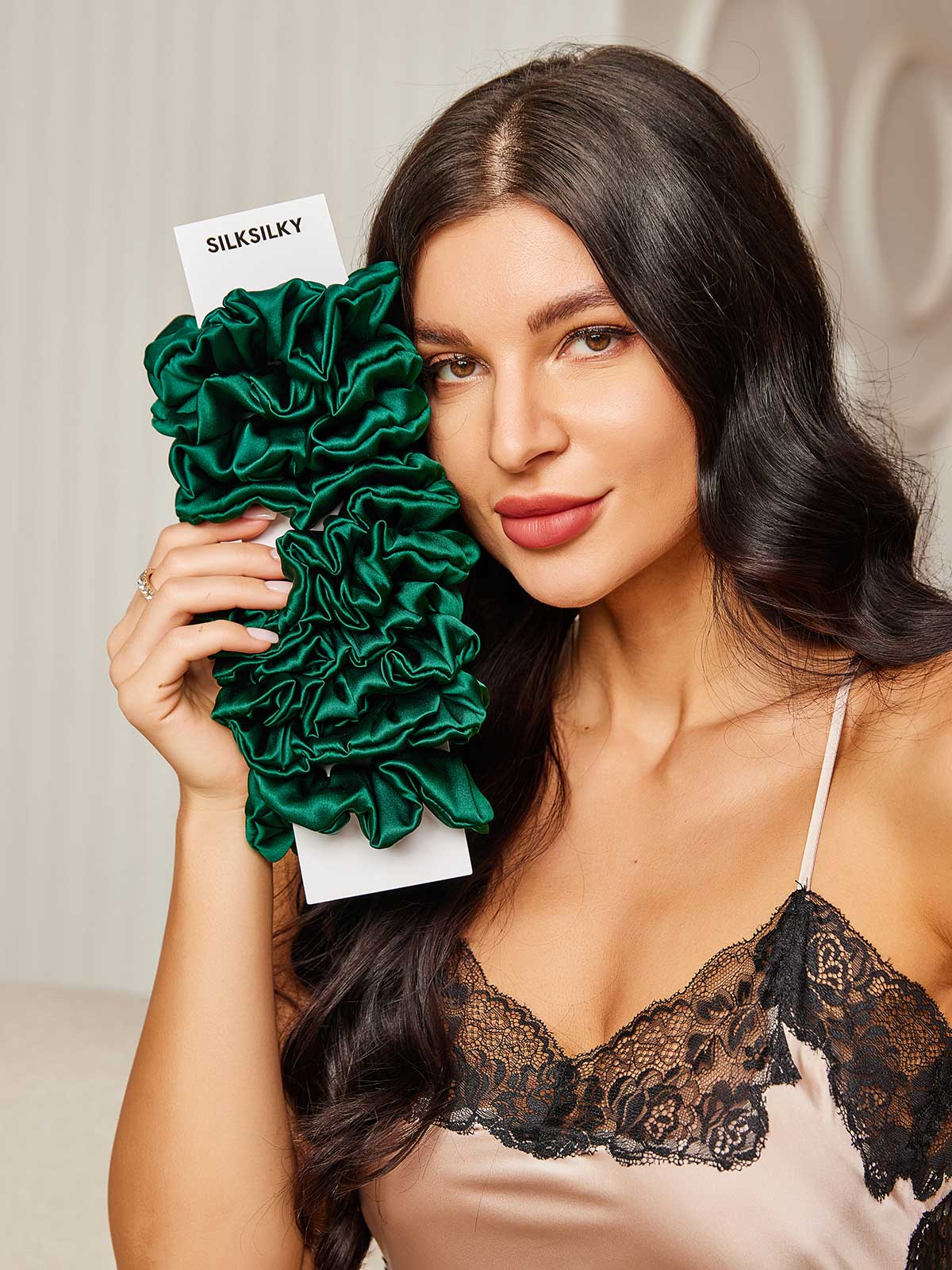 [Dark Green] SilkSilky 19Momme Pure Silk Scrunchie 002