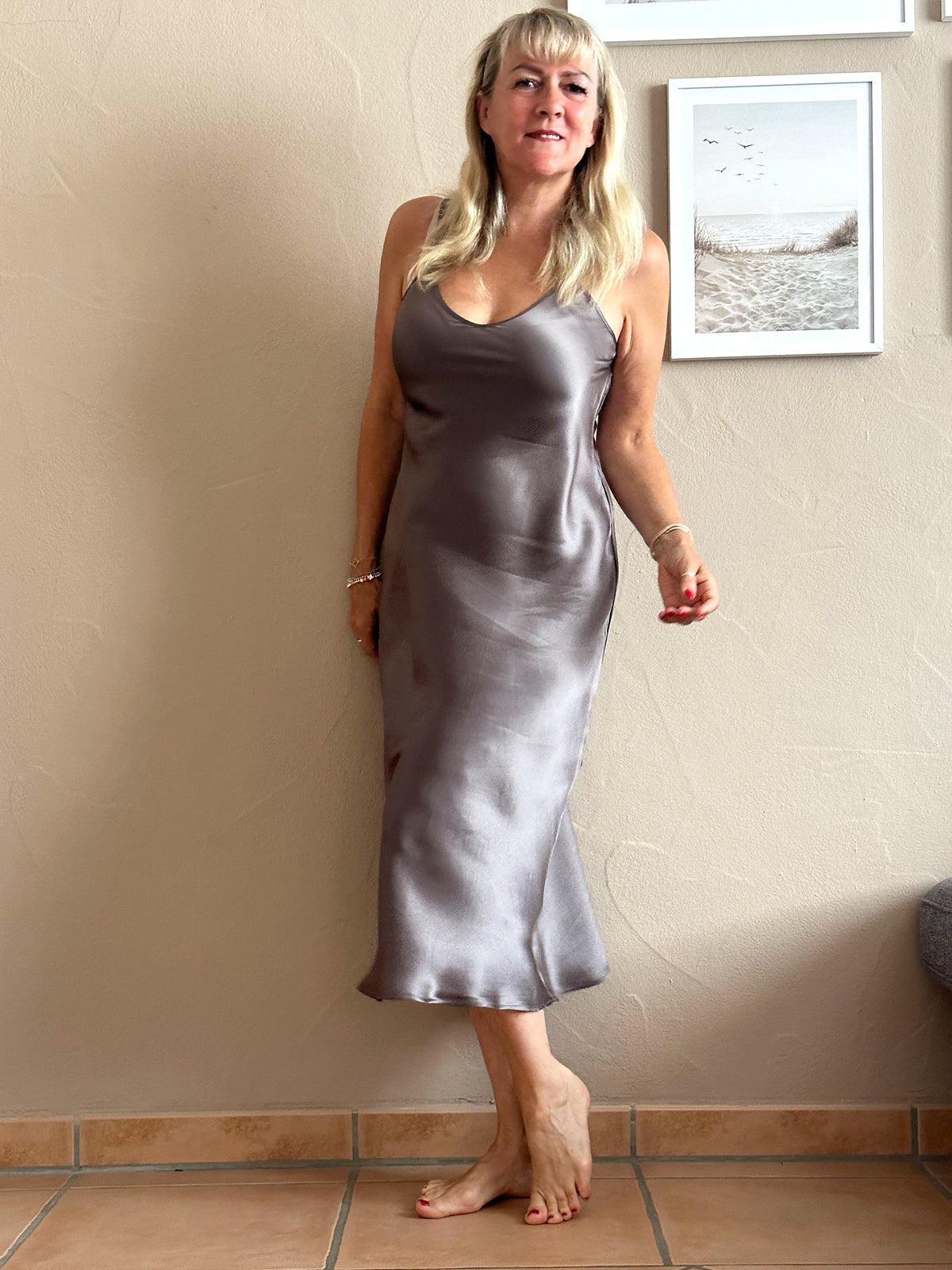 [Dark Khaki] SilkSilky Pure Silk Sleeveless Boat Neck Nightgown 001