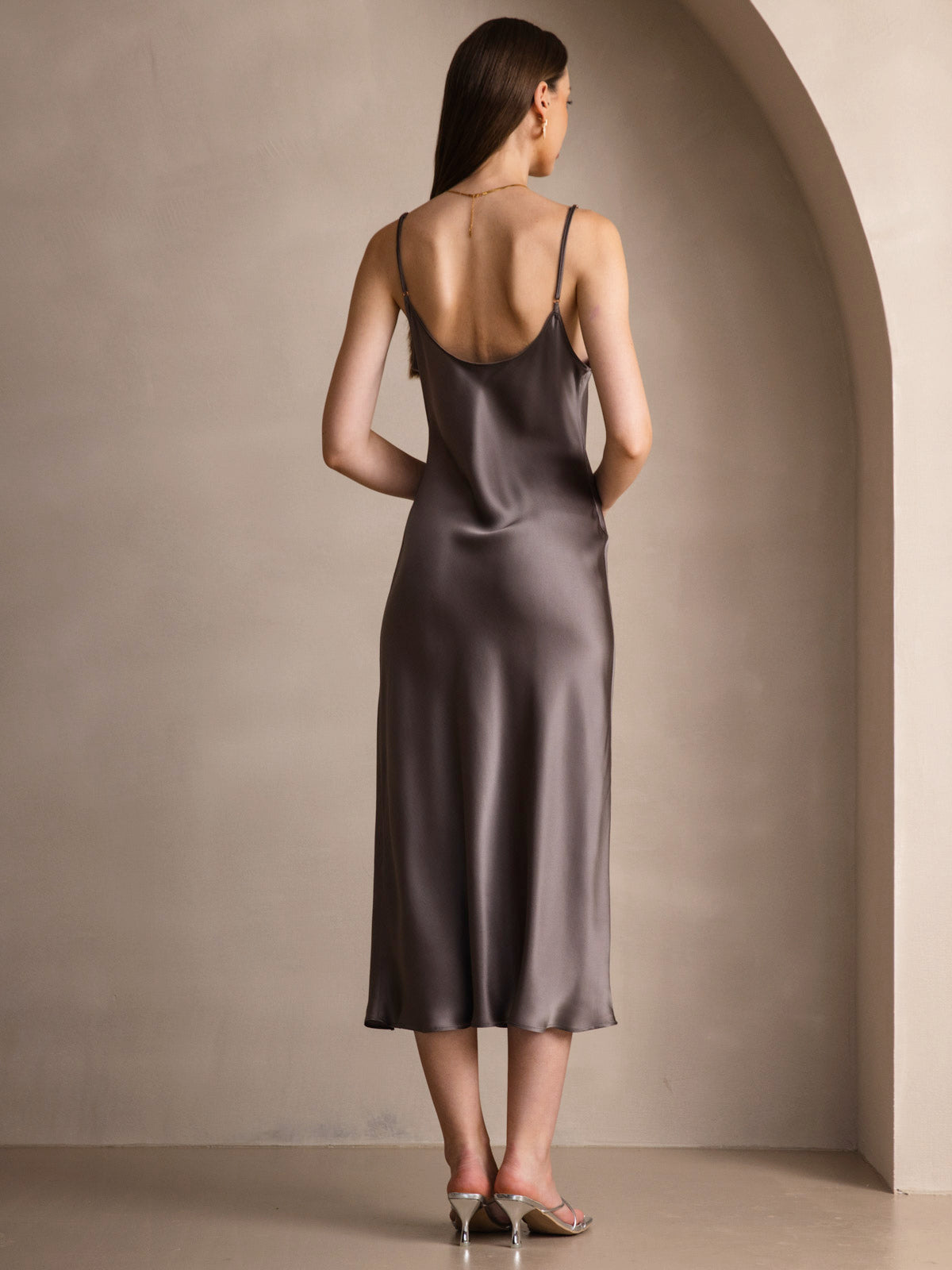 [Dark Khaki] SilkSilky Pure Silk Sleeveless Round Neck Dress 002