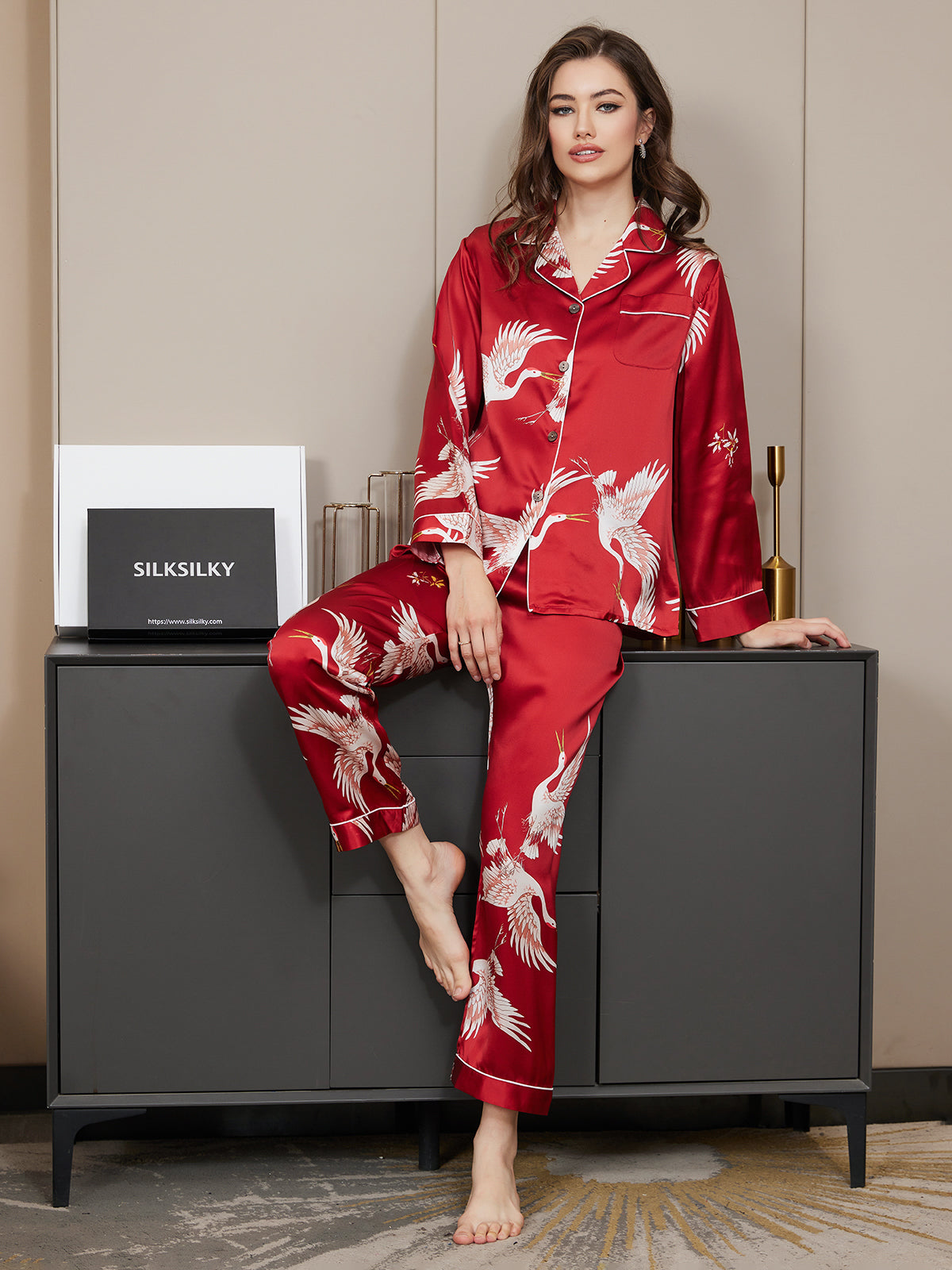 [Dark Red] SilkSilky 19Momme Pure Silk Long Sleeve Lapel Women's Pajamas 001
