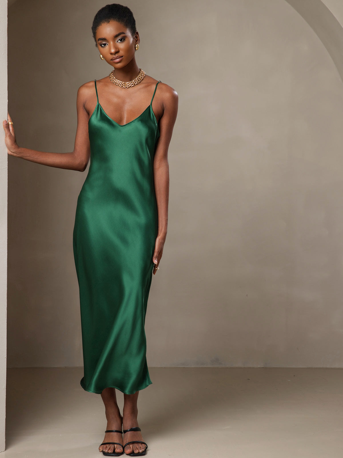 [Green] SilkSilky  Pure Silk Round Neck Dress 001