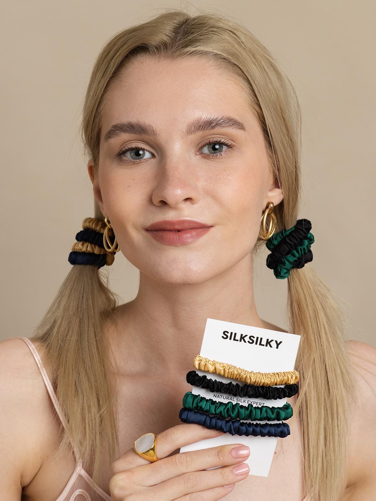 [Group1] SilkSilky Pure Silk Scrunchie 002