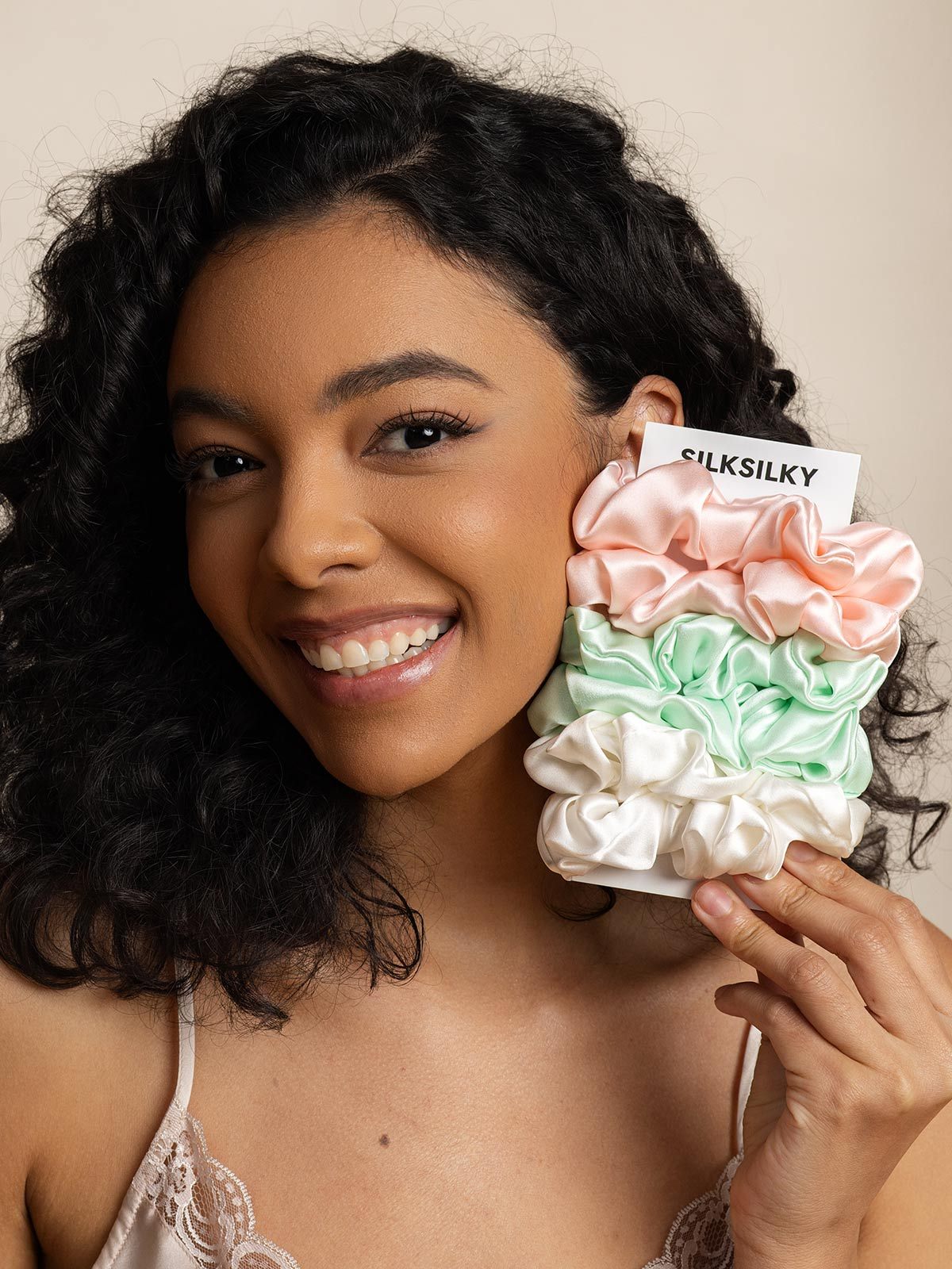 [Group2] SilkSilky Pure Silk Scrunchie 005