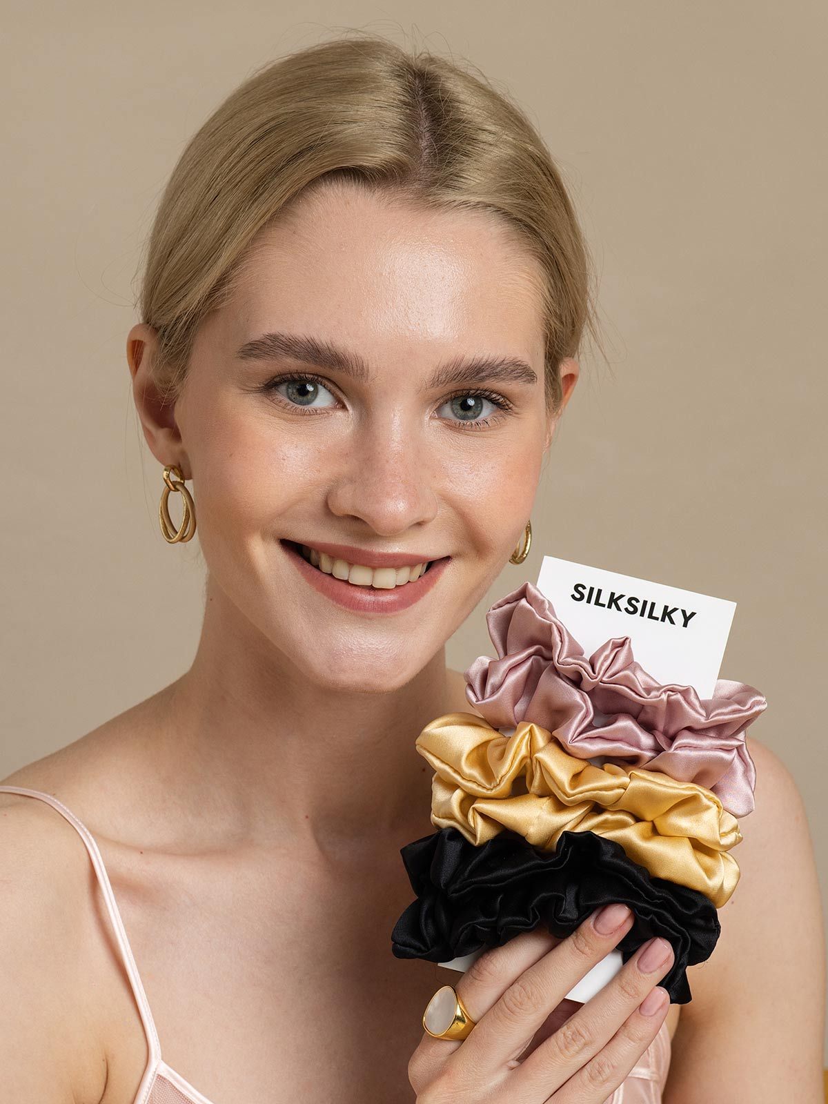 [Group] SilkSilky Pure Silk Scrunchie 005