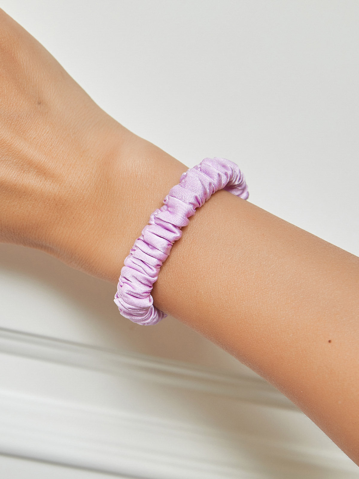 [Lavender] SilkSilky 19Momme Pure Silk Scrunchie 001