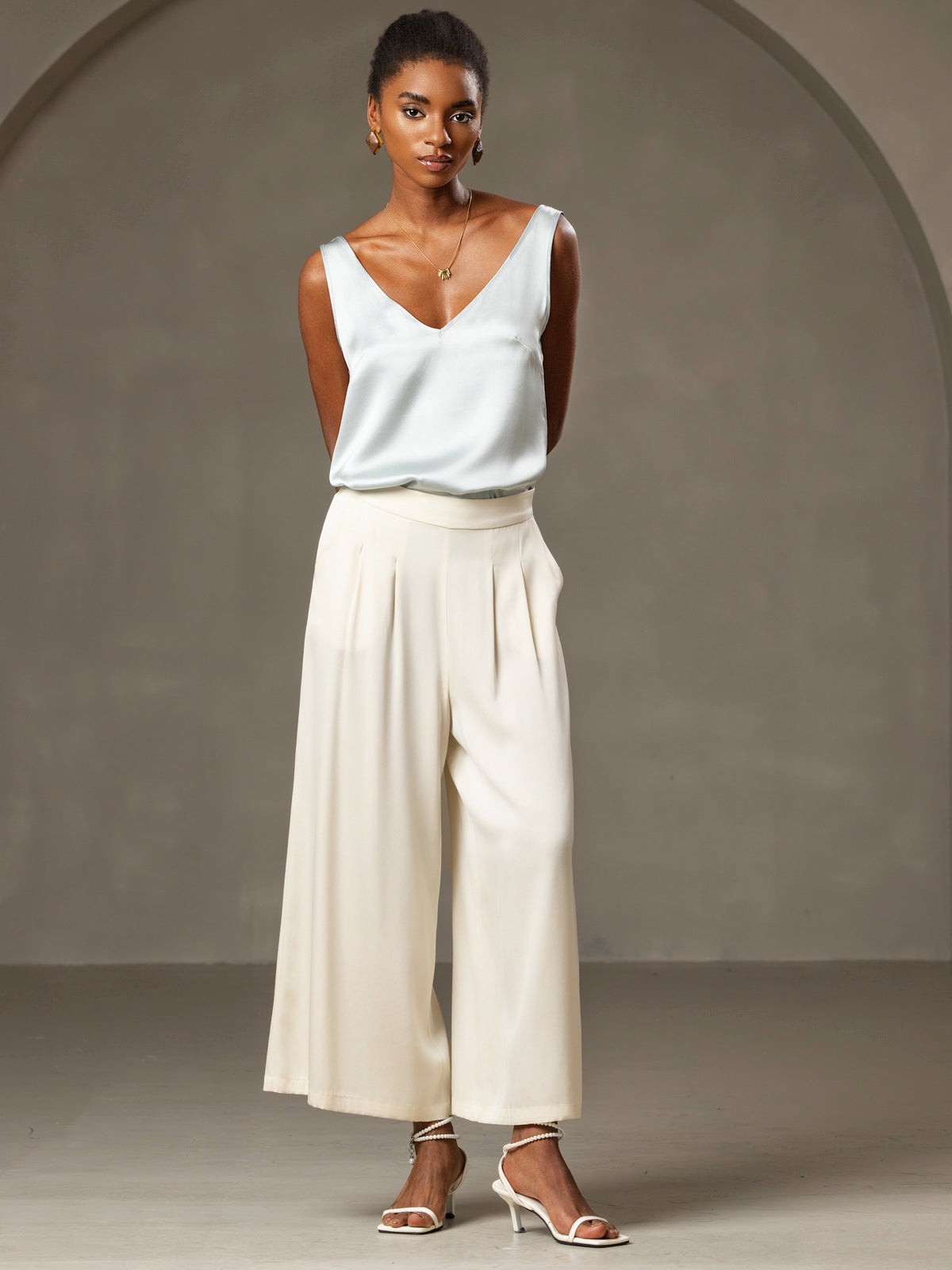 [Light Blue] SilkSilky Pure Silk Sleeveless V Neck Camisole Top 005