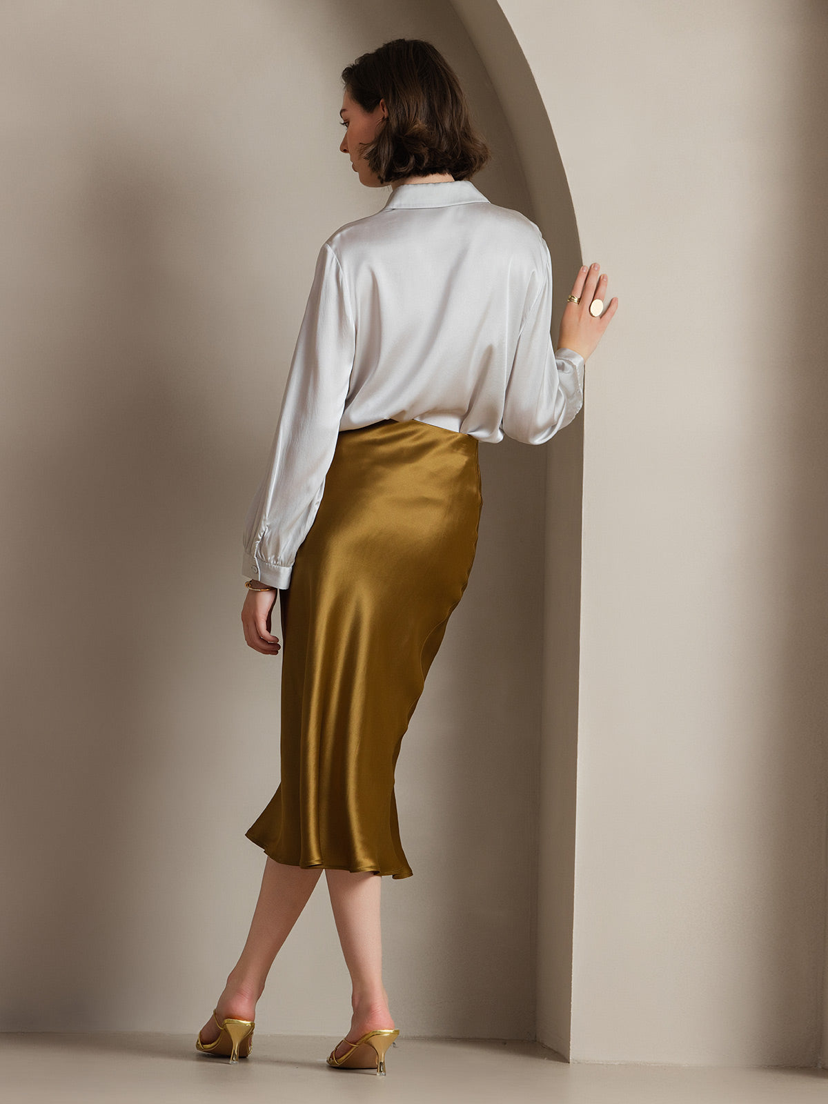 [Light Gray] SilkSilky  19Momme Long Sleeve Collar Women's Shirt 002