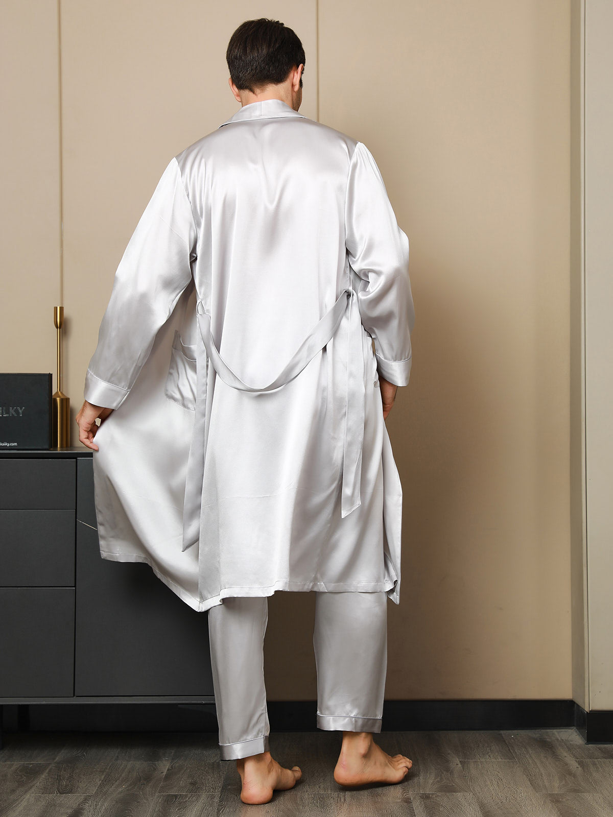 [Light Gray] SilkSilky 19Momme Pure Silk Long Sleeve Lapel Men's Robe 003
