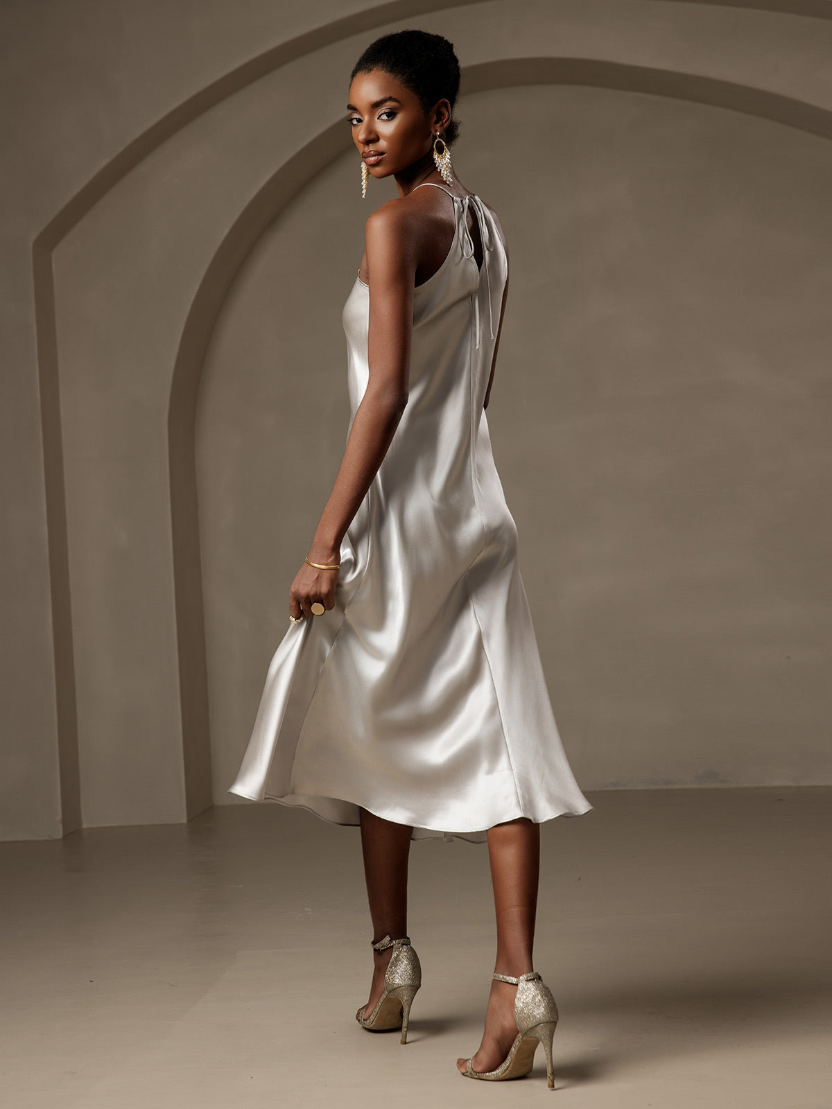 [Light Gray] SilkSilky  19Momme Silk Dress 002