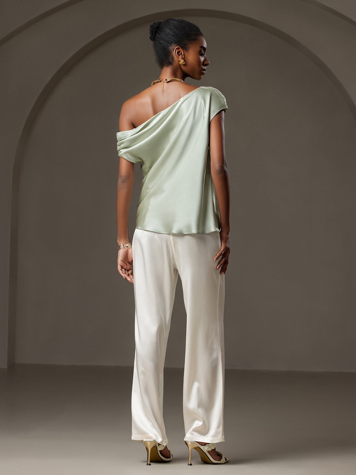 [Light Green] SilkSilky 19Momme Silk Sleeveless One Shoulder Women's T-Shirt 007