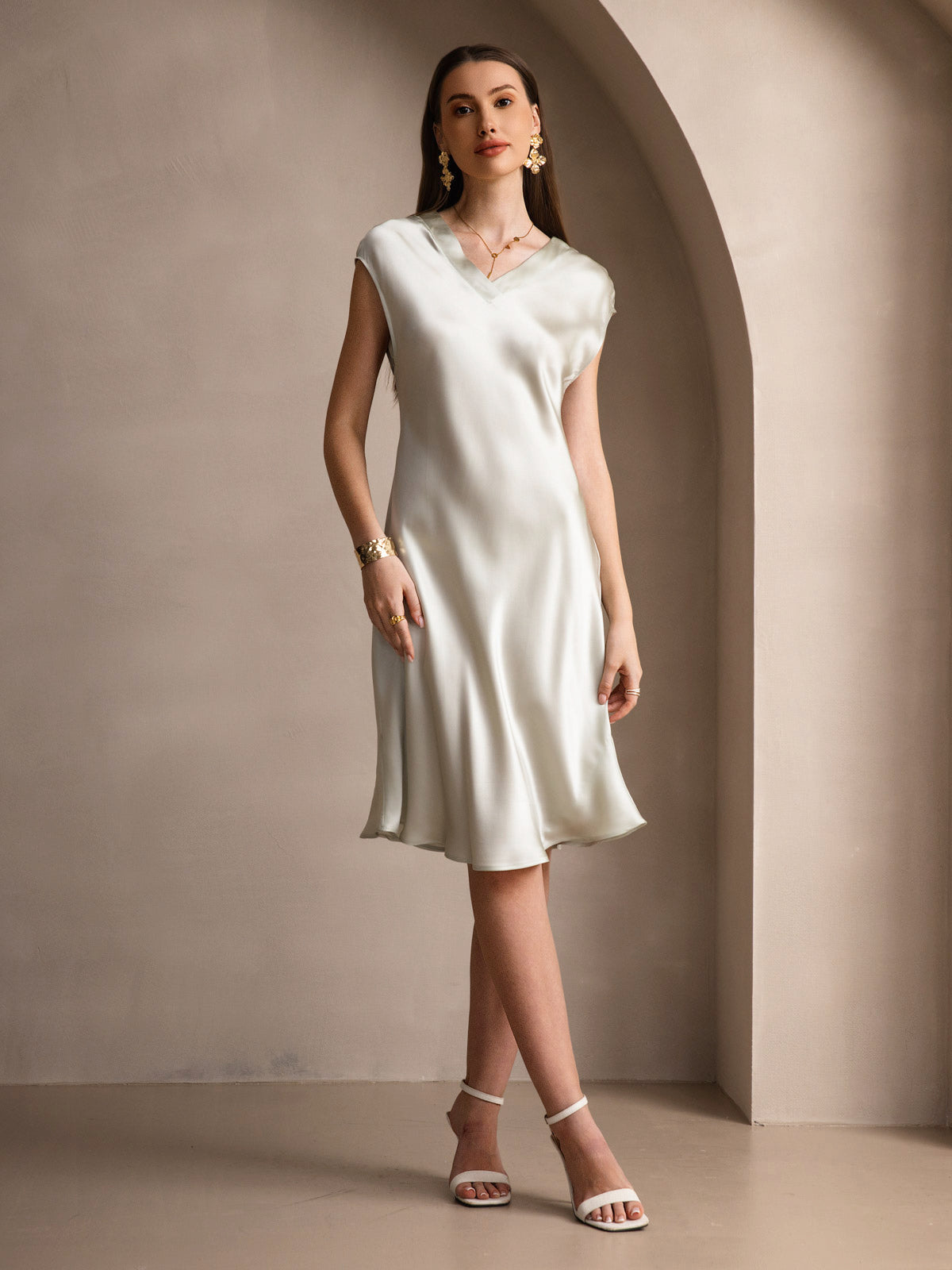 [Light Green] SilkSilky Pure Silk Sleeveless V Neck Dress 006