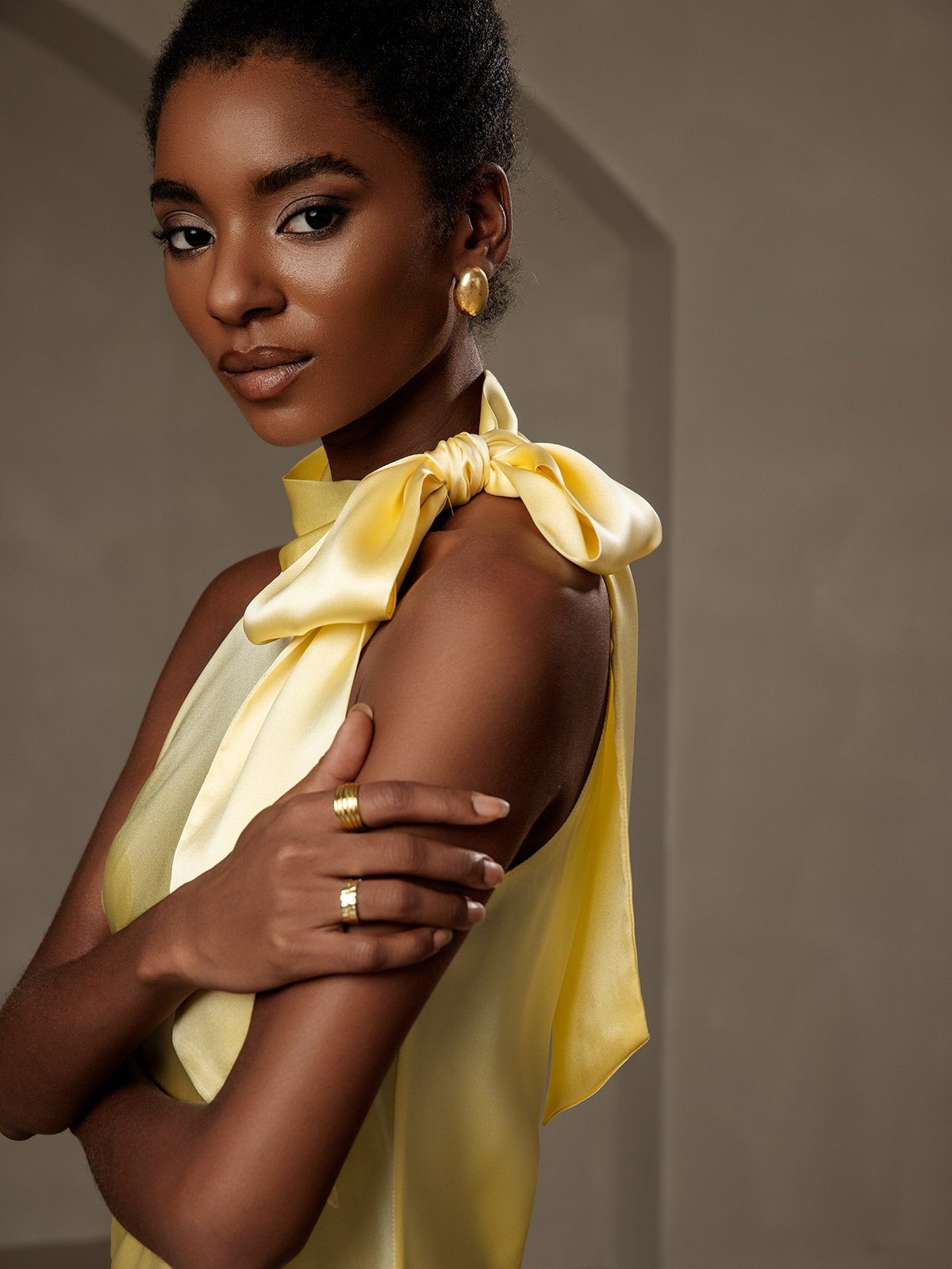 [Light Yellow] SilkSilky 19Momme Silk Sleeveless Tie Neck Dress 004