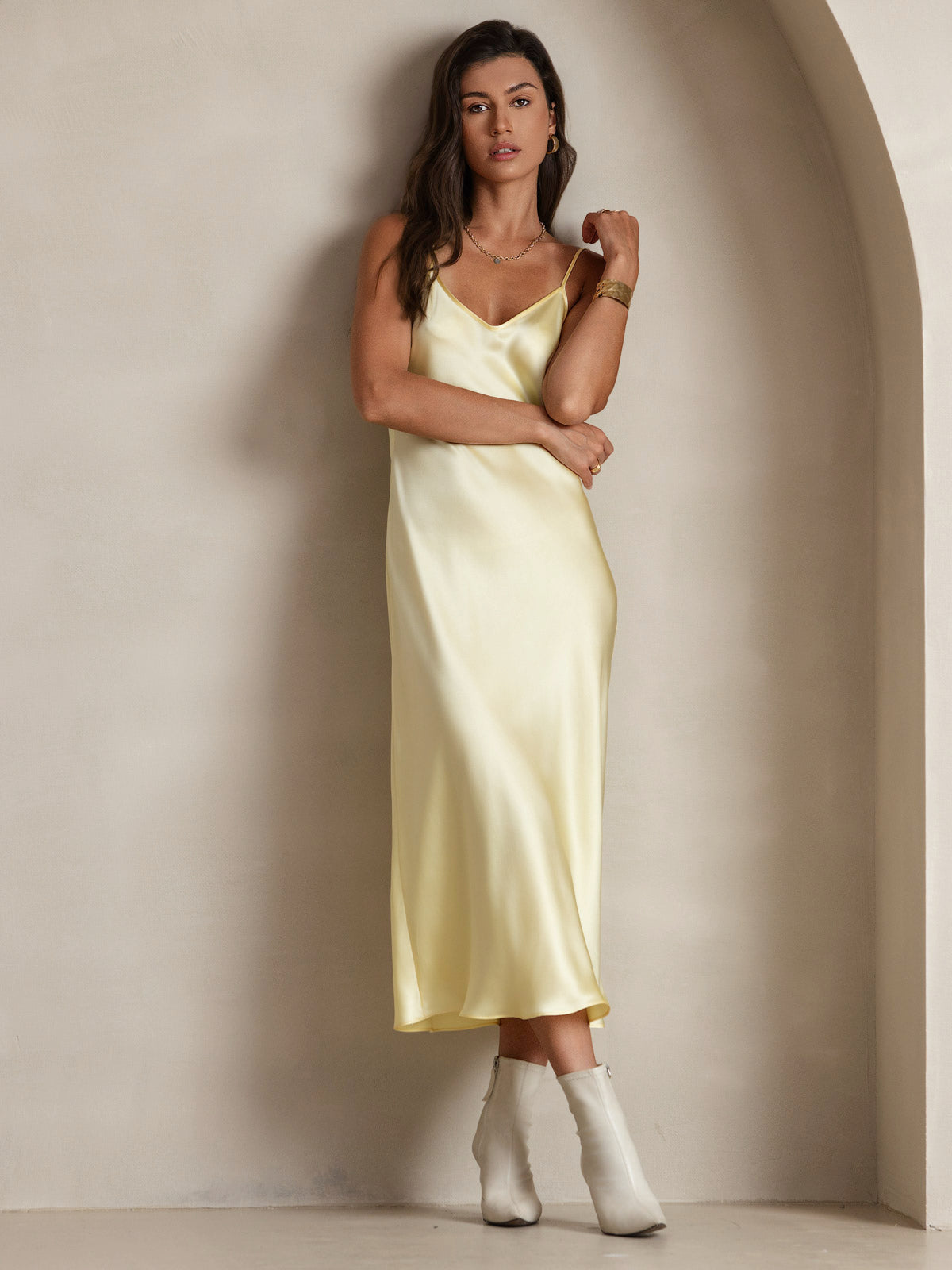 [Light Yellow] SilkSilky Pure Silk Sleeveless Boat Neck Nightgown 005