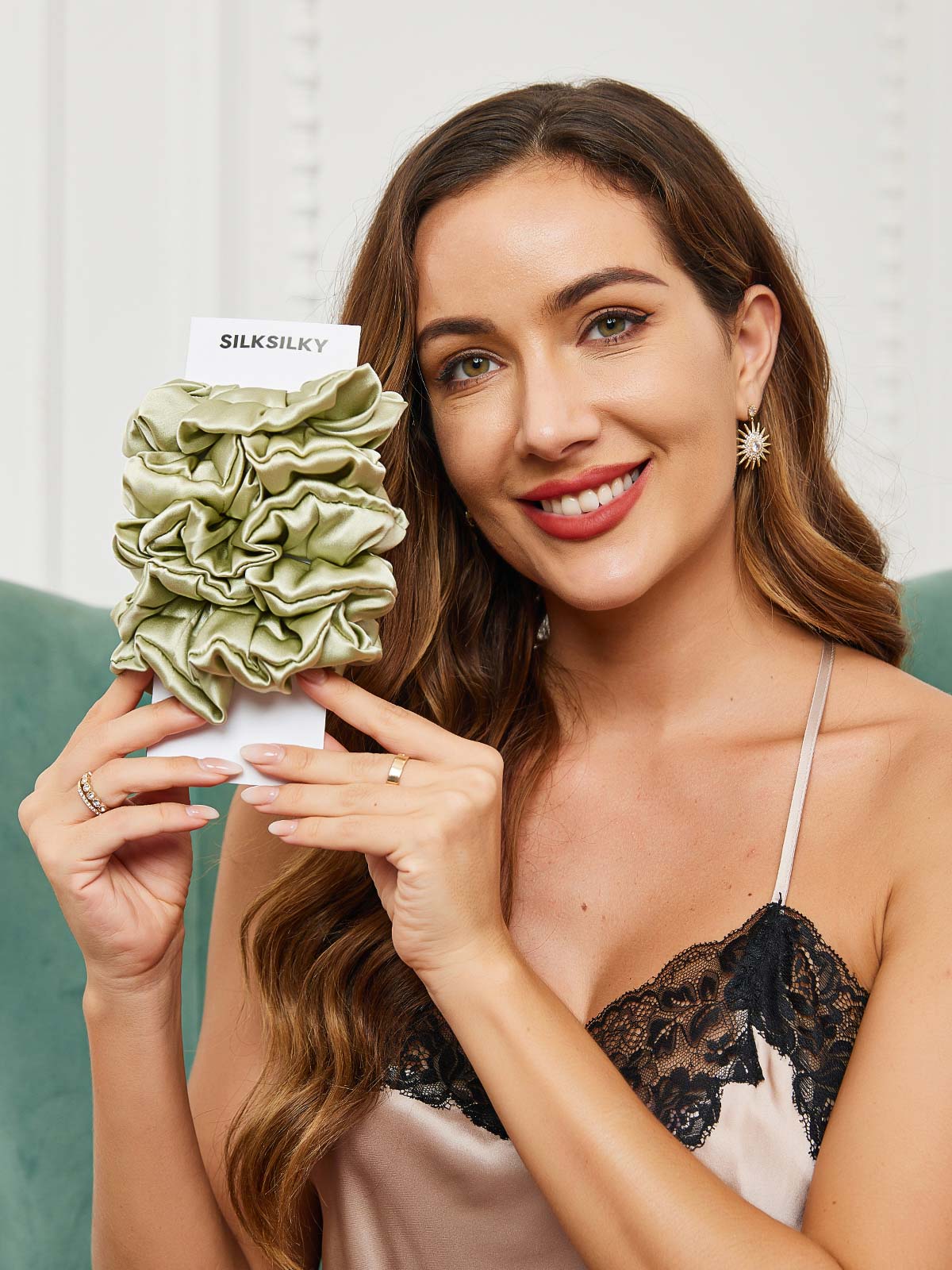 [Mint Green] SilkSilky 19Momme Pure Silk Scrunchie 001