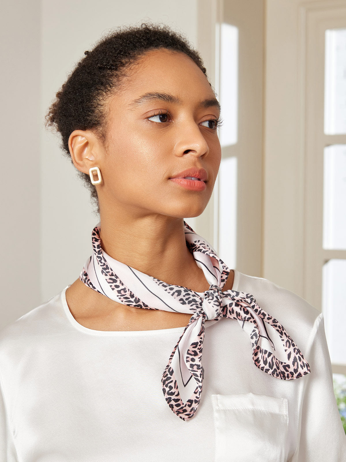[P032] SilkSilky Pure Silk Scarf 001
