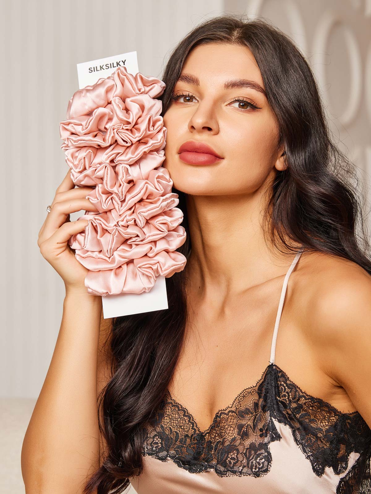 [Pink] SilkSilky 19Momme Pure Silk Scrunchie 001