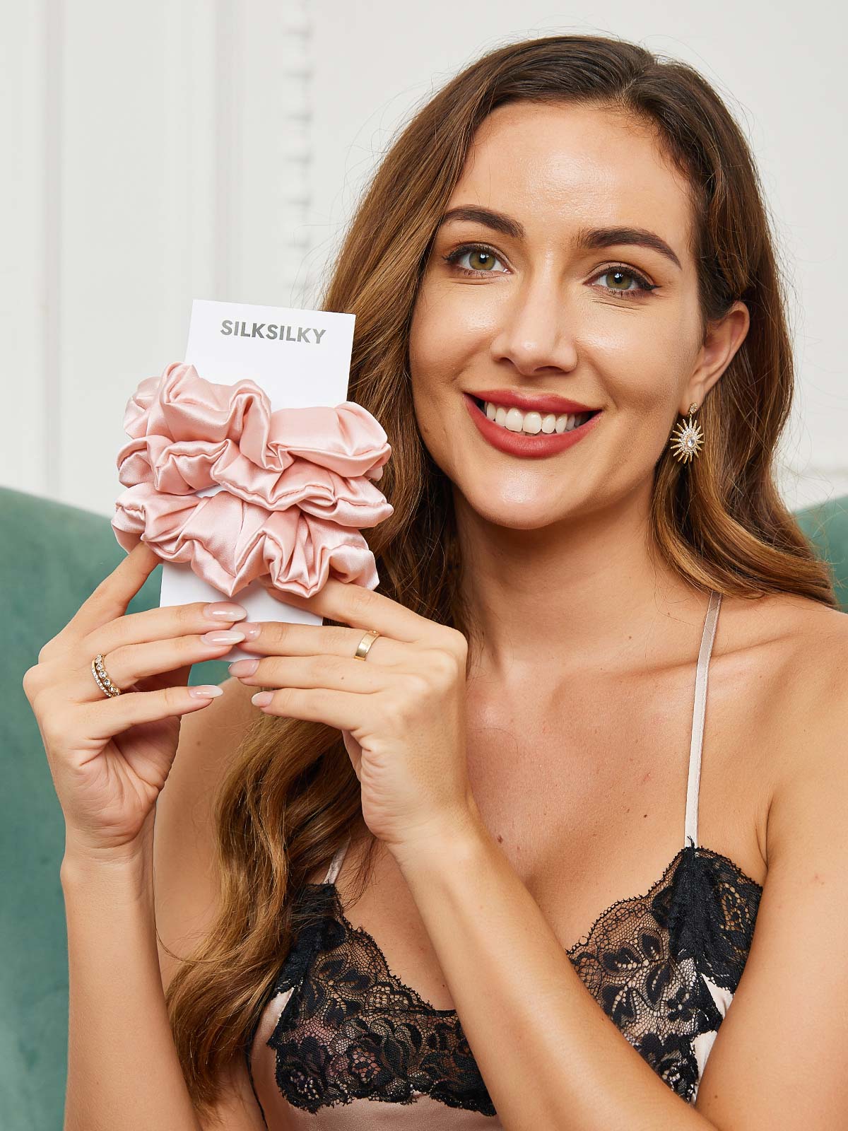 [Pink] SilkSilky 19Momme Pure Silk Scrunchie 002