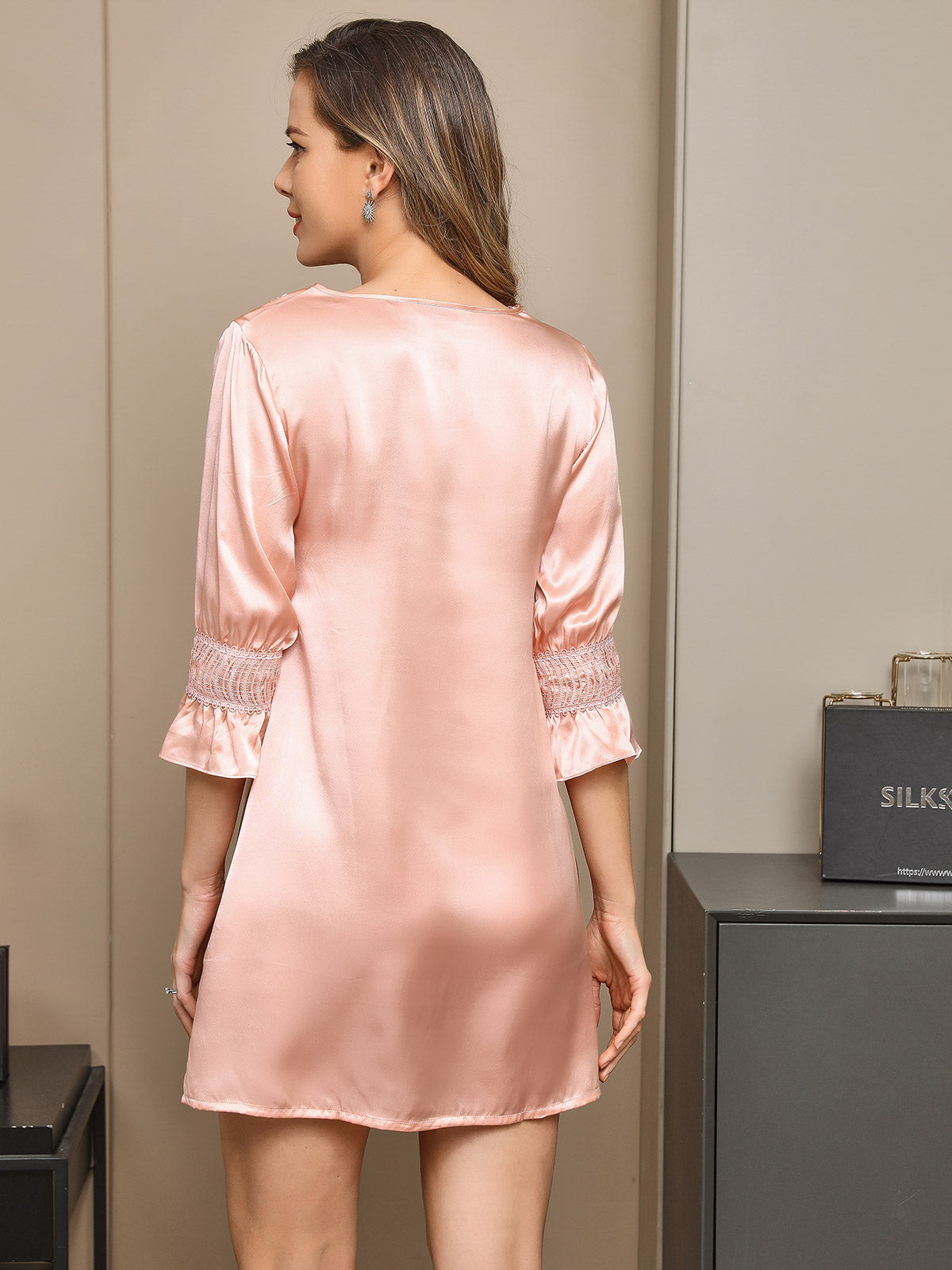 [Pink] SilkSilky  Half Sleeve V Neck Nightgown 002