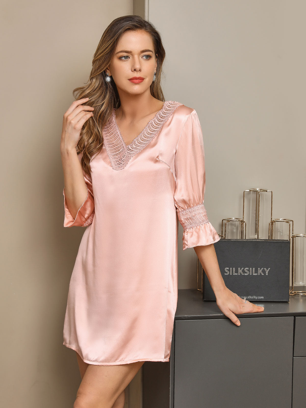 [Pink] SilkSilky  Half Sleeve V Neck Nightgown 004