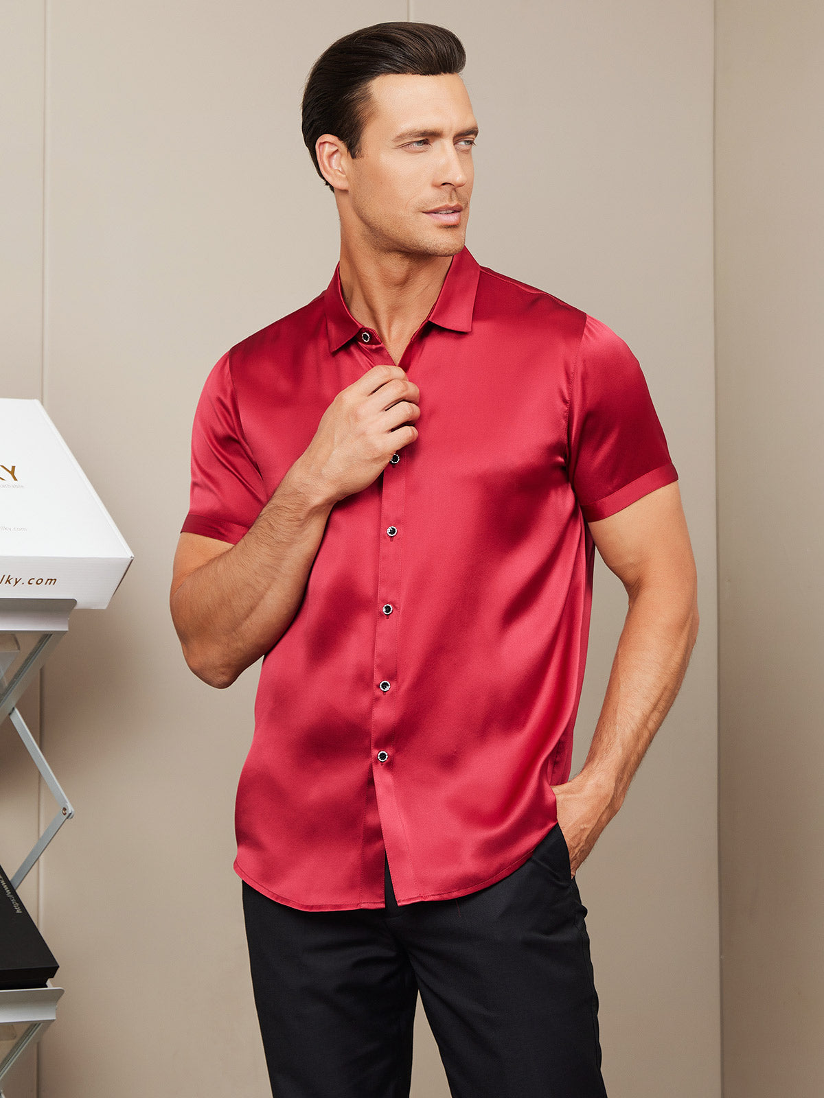 [Red] SilkSilky Silk Short Sleeve Collar Men's Shirt 001