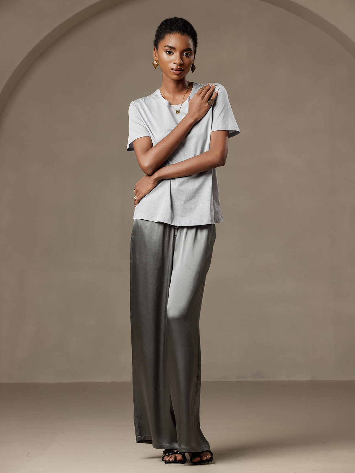 [Silver] SilkSilky Silk Knitted Short Sleeve Round Neck Women's T-Shirt 005