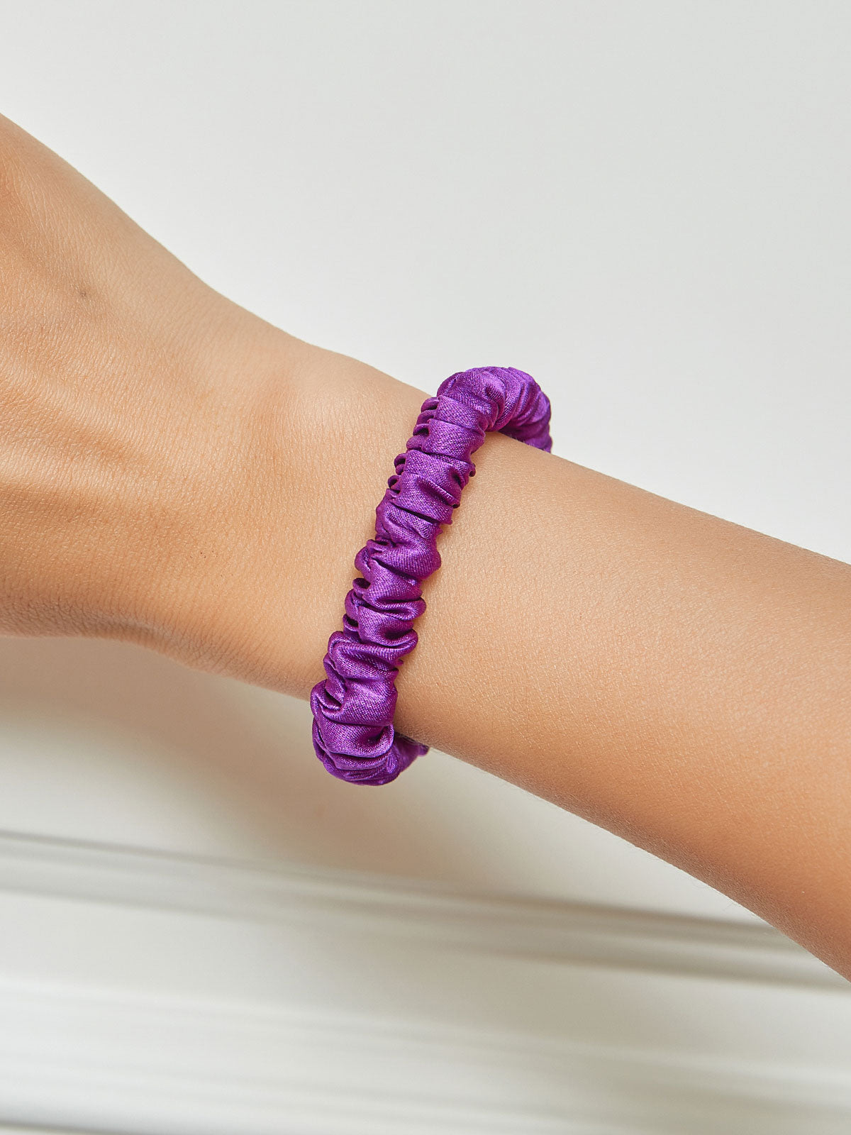 [Violet] SilkSilky 19Momme Pure Silk Scrunchie 001