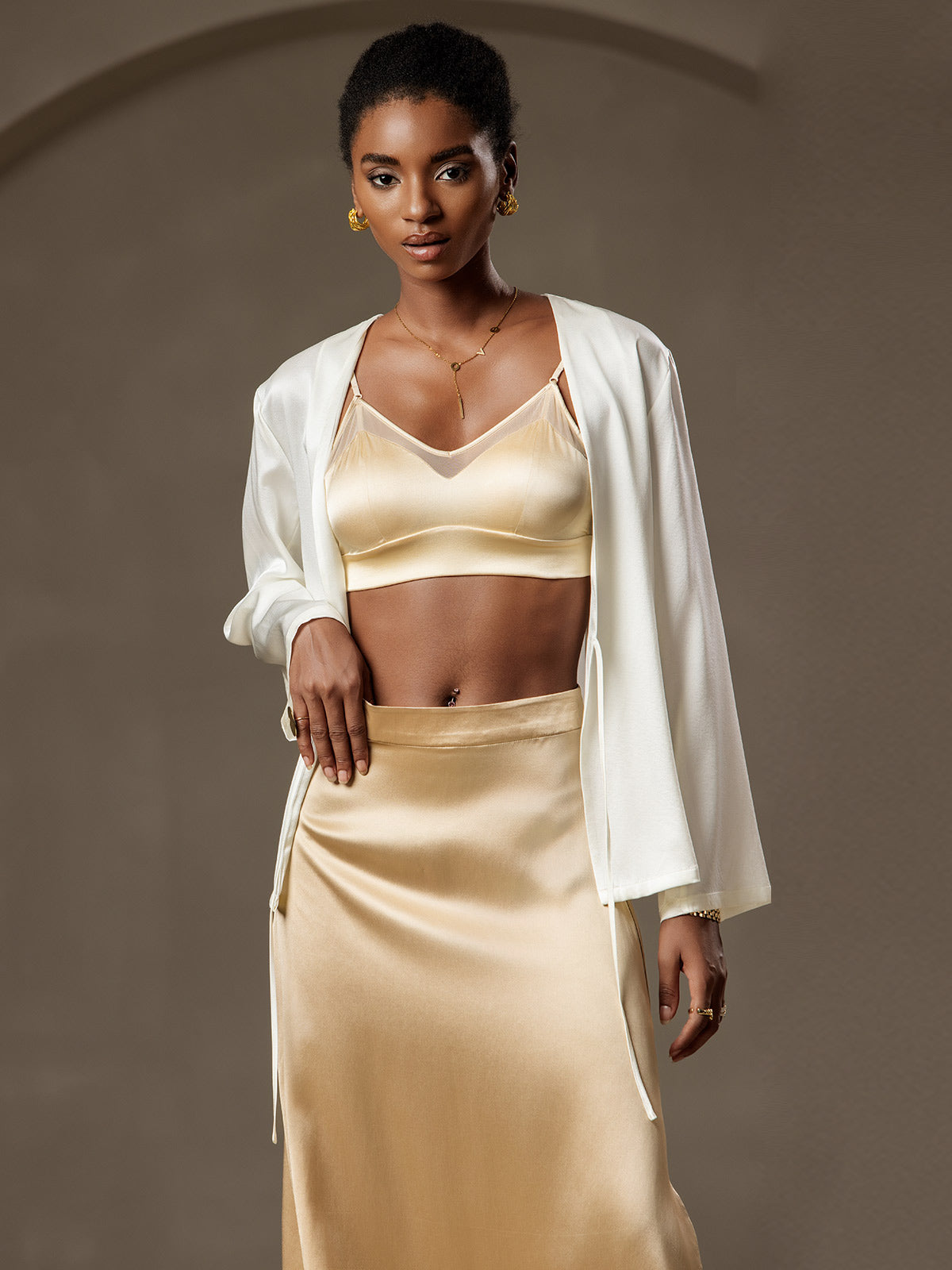 [White] SilkSilky 19Momme Silk Long Sleeve Womens Outerwear 003