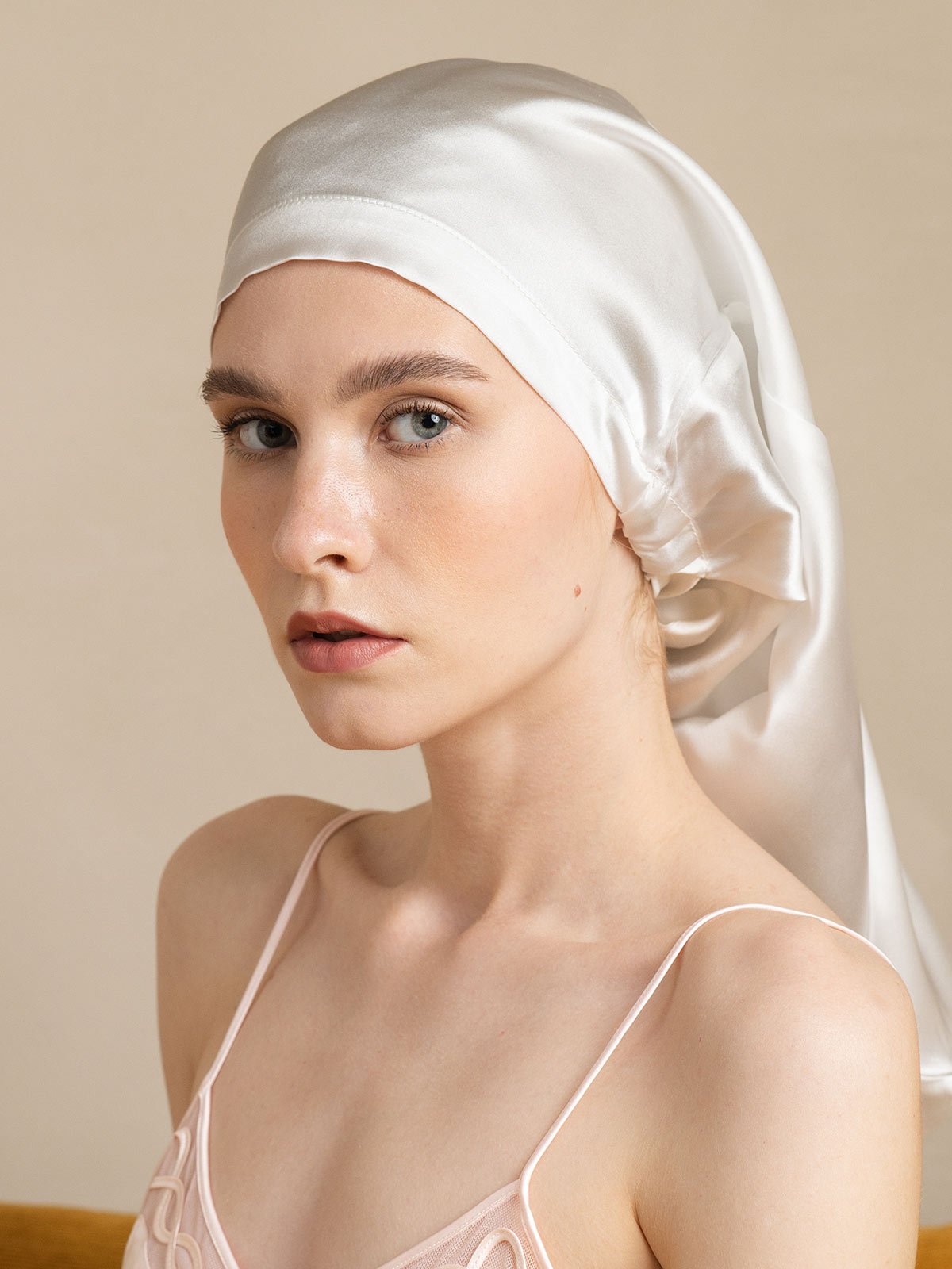 [White] SilkSilky 19Momme Silk Sleep Cap 002