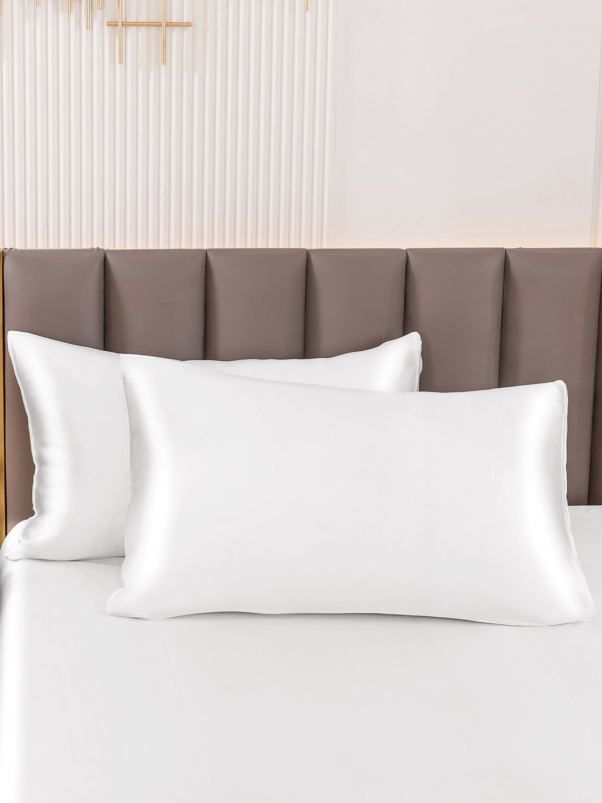 [White] SilkSilky 22Momme Pure Silk Pillowcase 001
