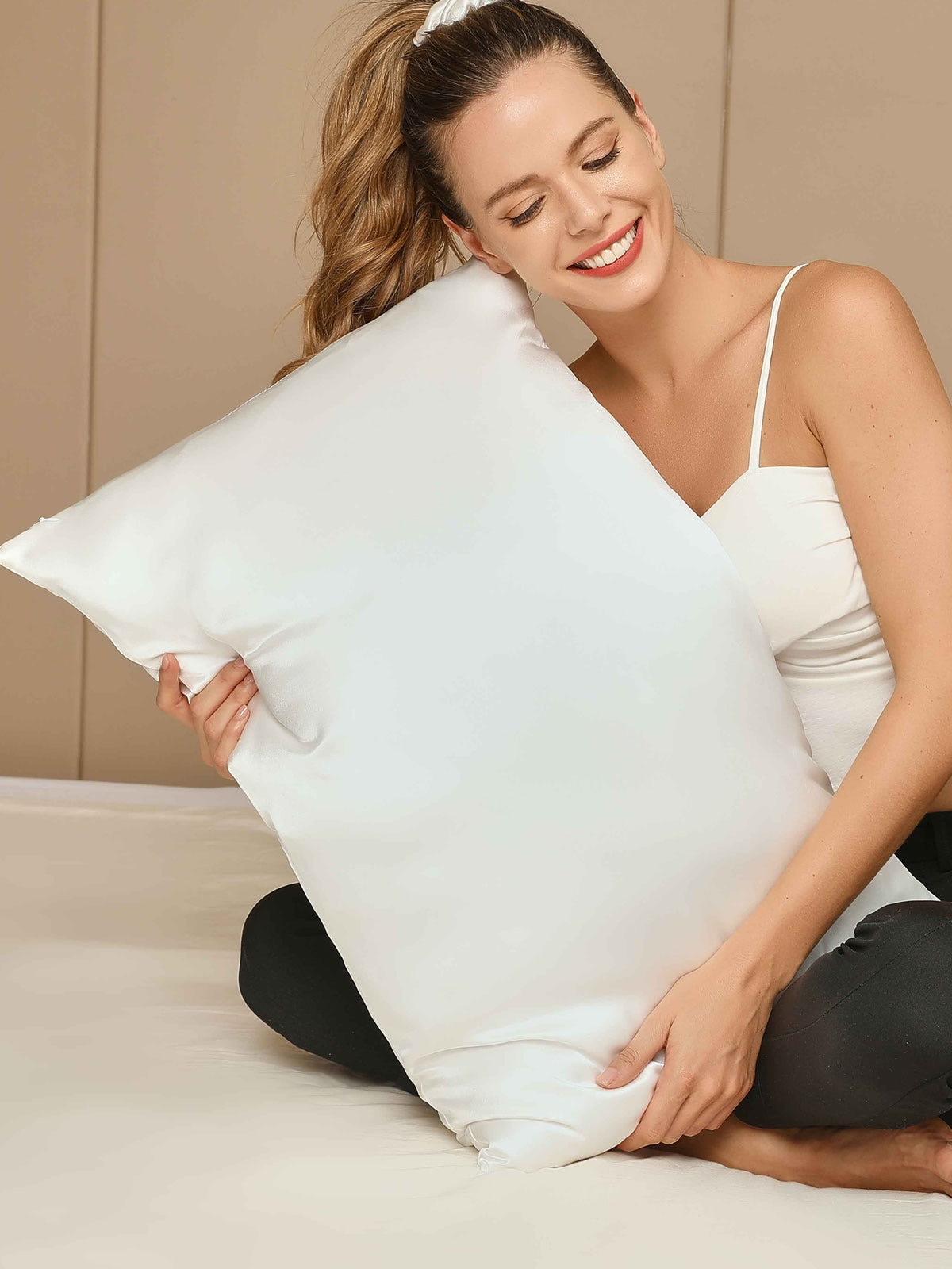 [White] SilkSilky 22Momme Pure Silk Pillowcase 006
