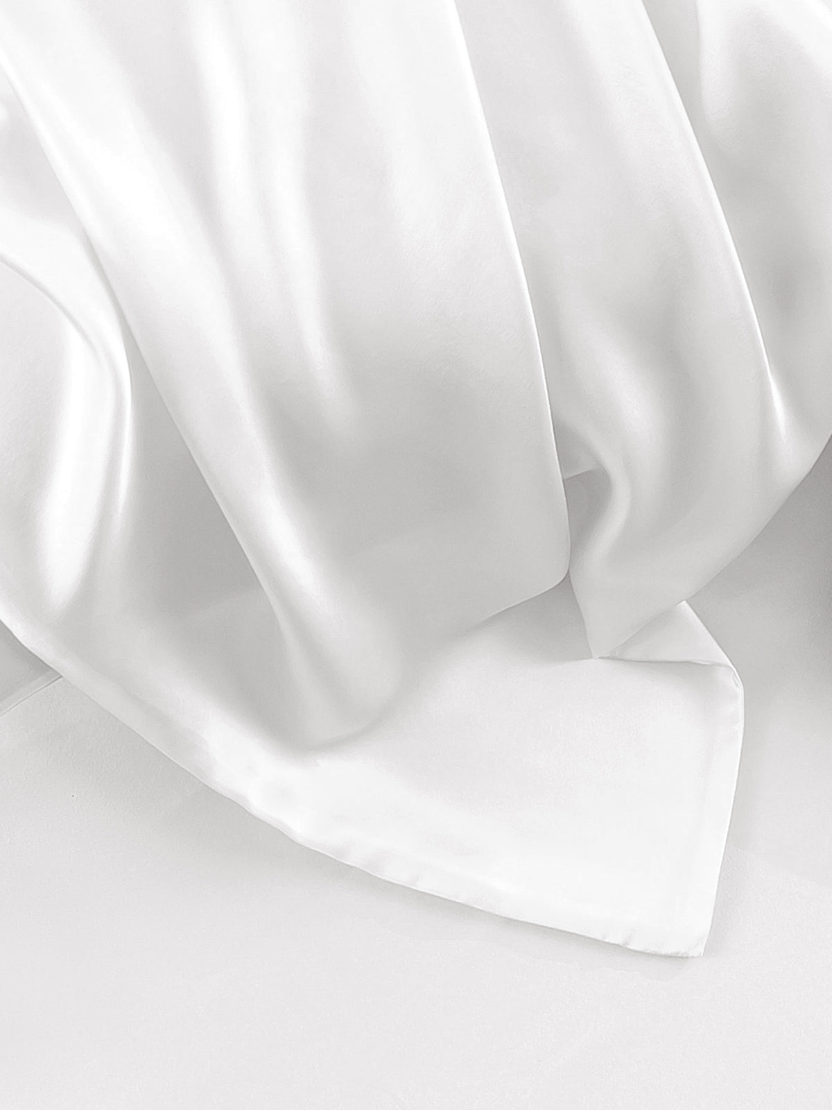 [White] SilkSilky 30Momme Pure Silk Pillowcase 006