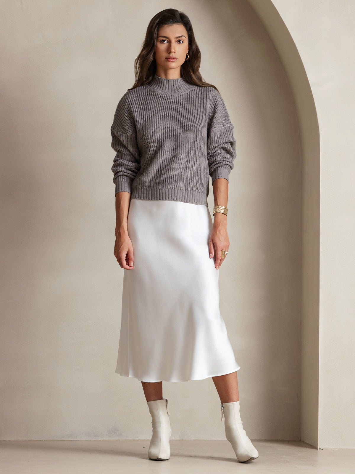 [White] SilkSilky  Pure Silk Round Neck Dress 002