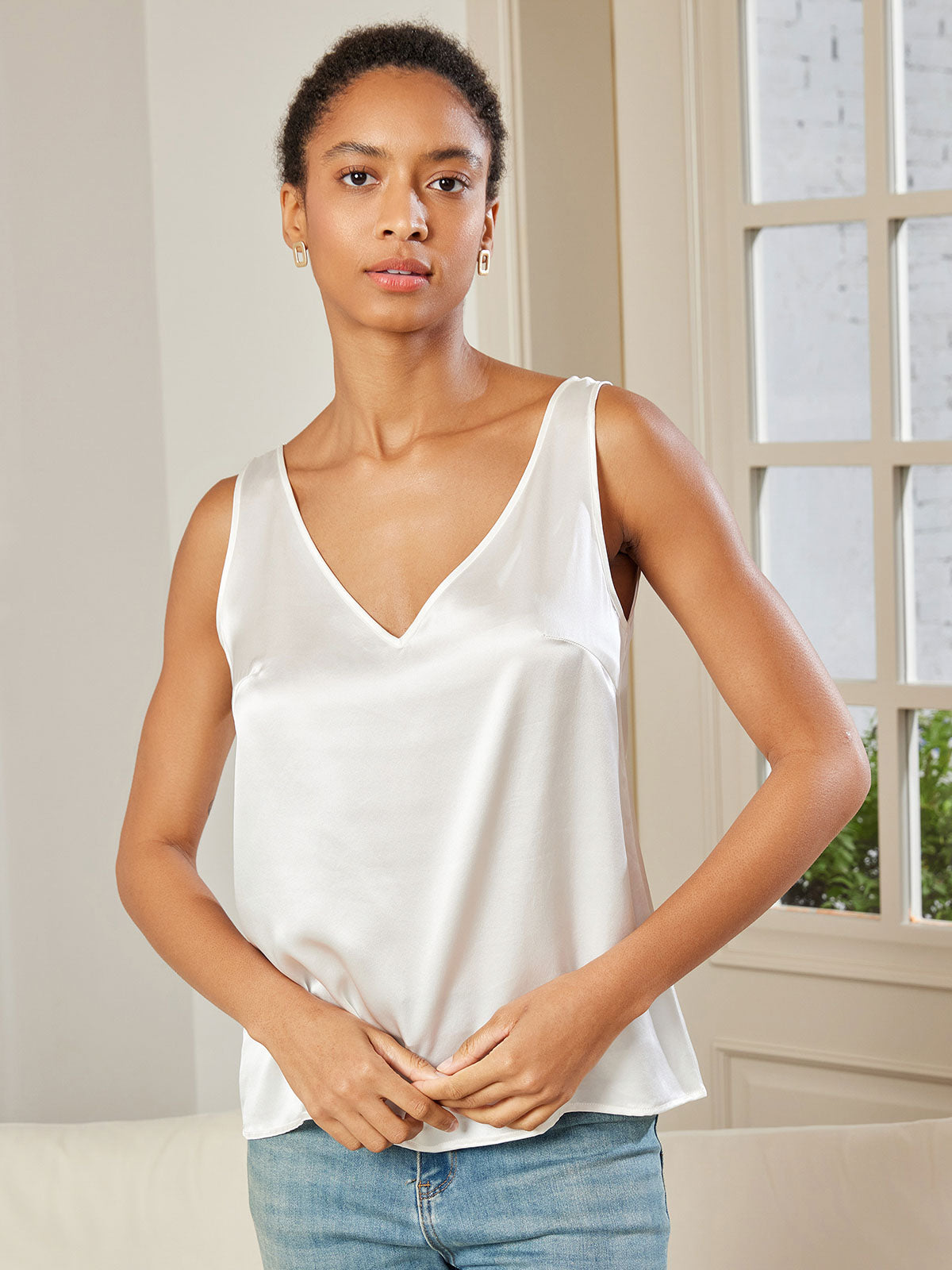 [White] SilkSilky Pure Silk Sleeveless V Neck Camisole Top 004