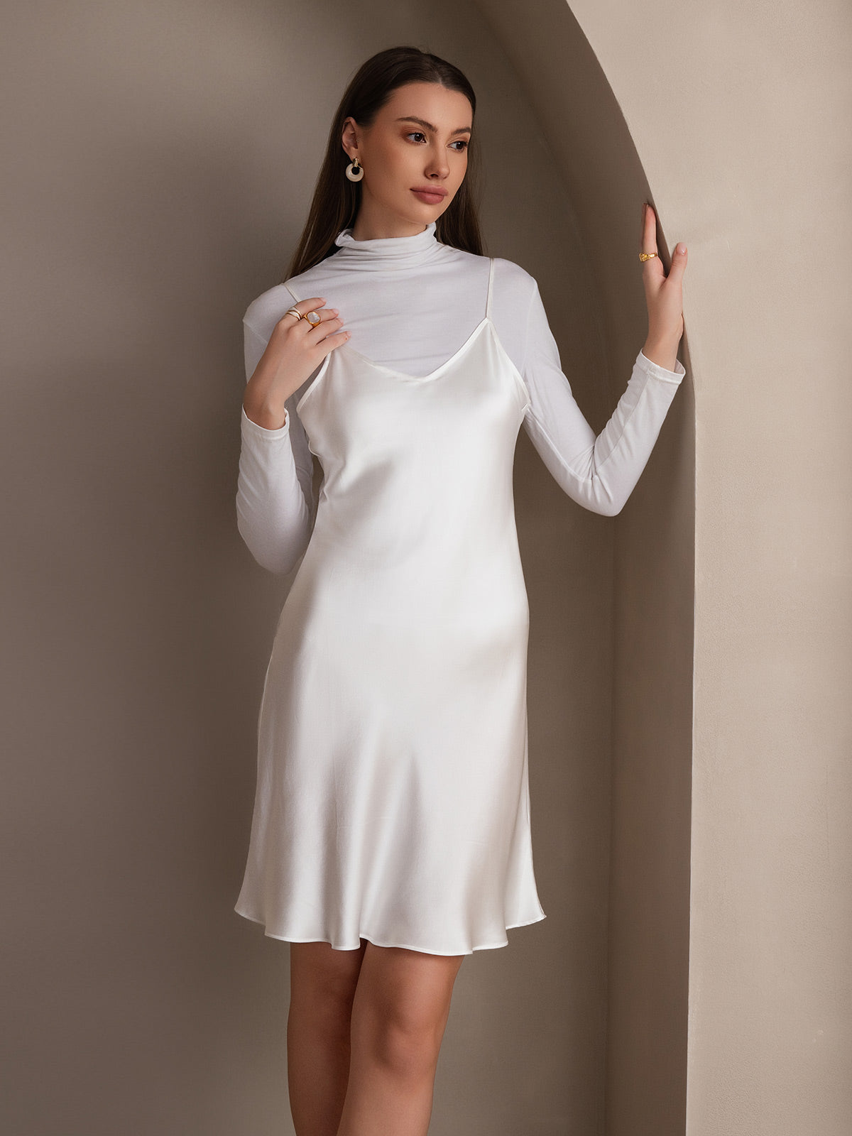 [White] SilkSilky Pure Silk Sleeveless V Neck Dress 004