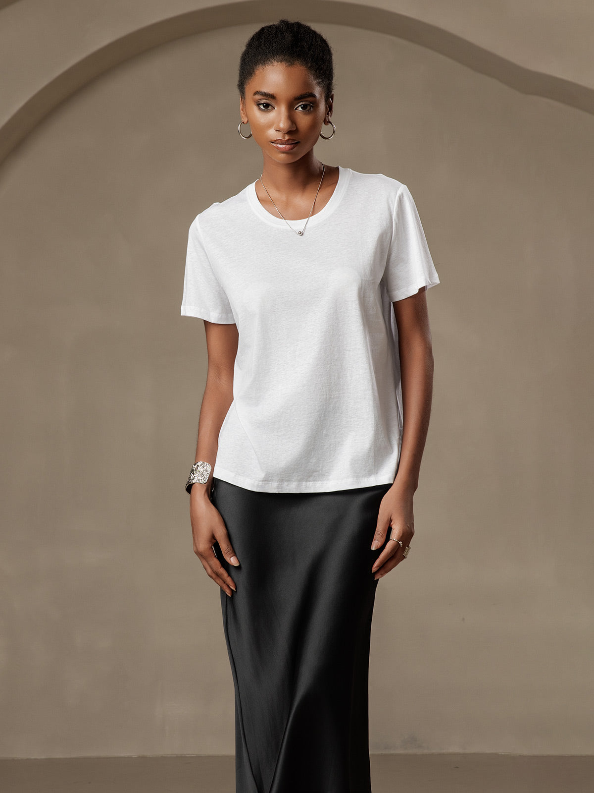[White] SilkSilky Silk Knitted Short Sleeve Round Neck Women's T-Shirt 001