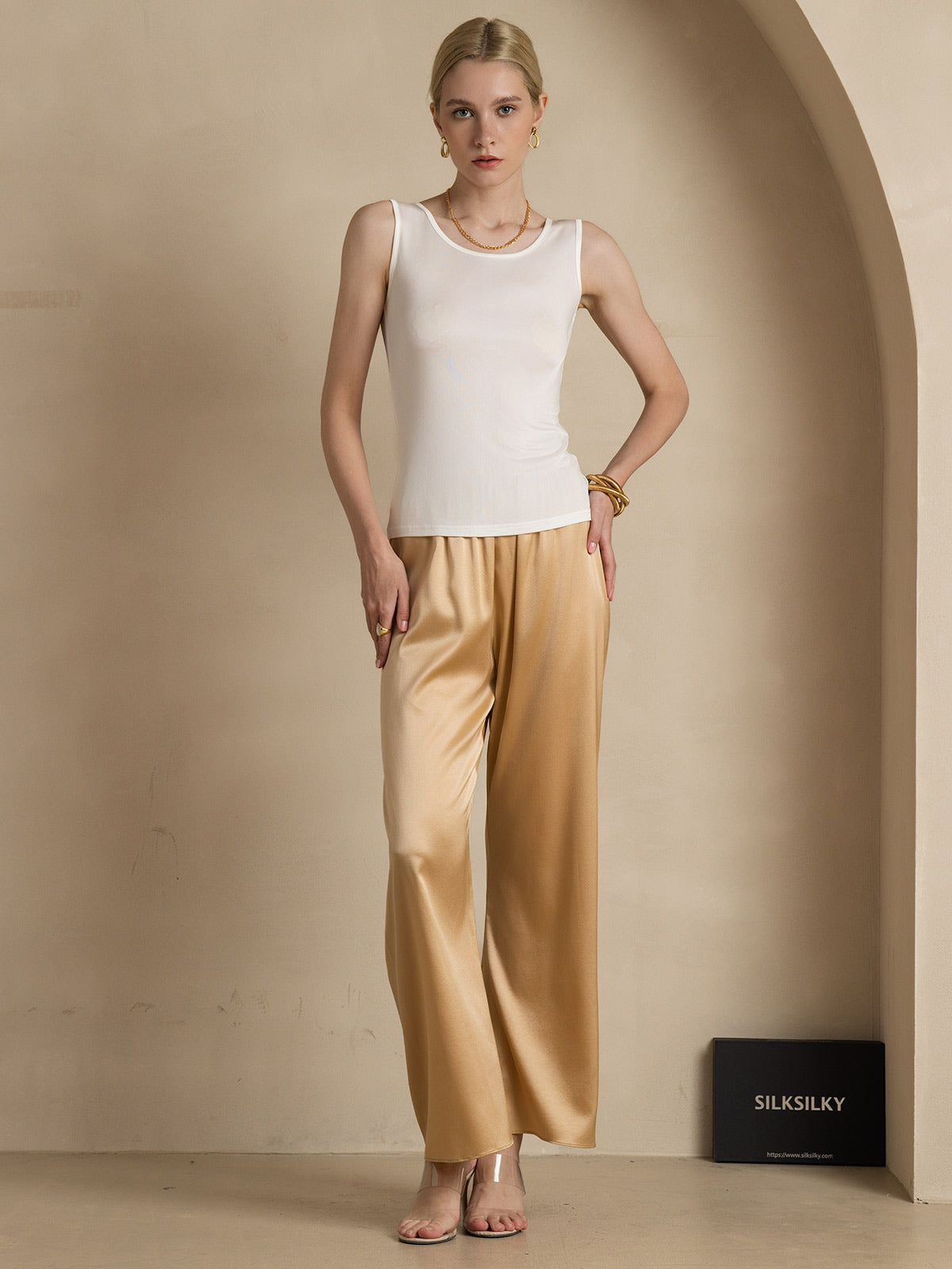 [White] SilkSilky Silk Knitted Sleeveless Round Neck Women's T-Shirt 007