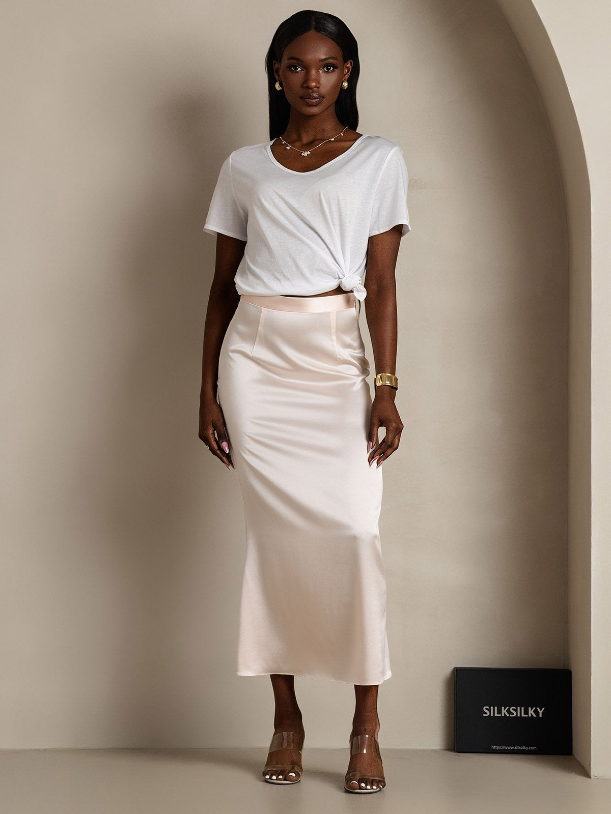 [White] SilkSilky Silk Short Sleeve V Neck Women's T-Shirt 007