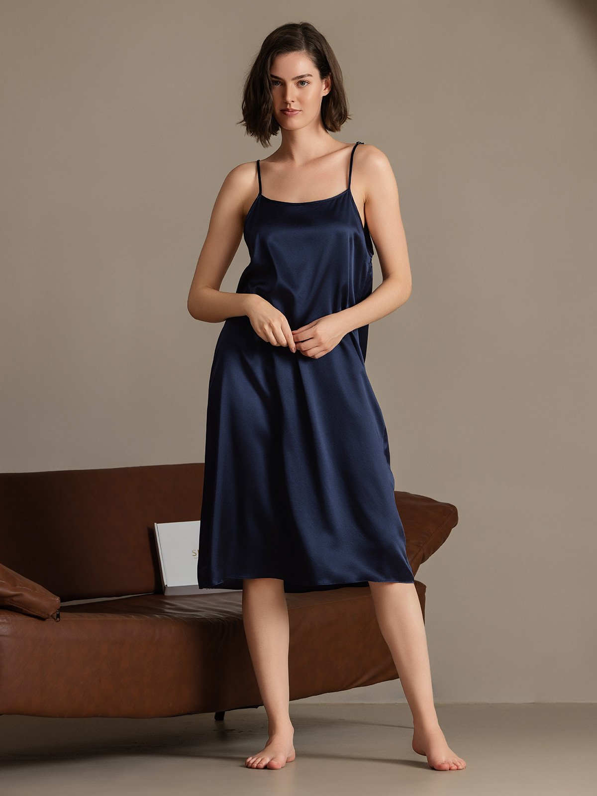 SilkSilky 19Momme Silk Blend Sleeveless Dress DarkBlue 006