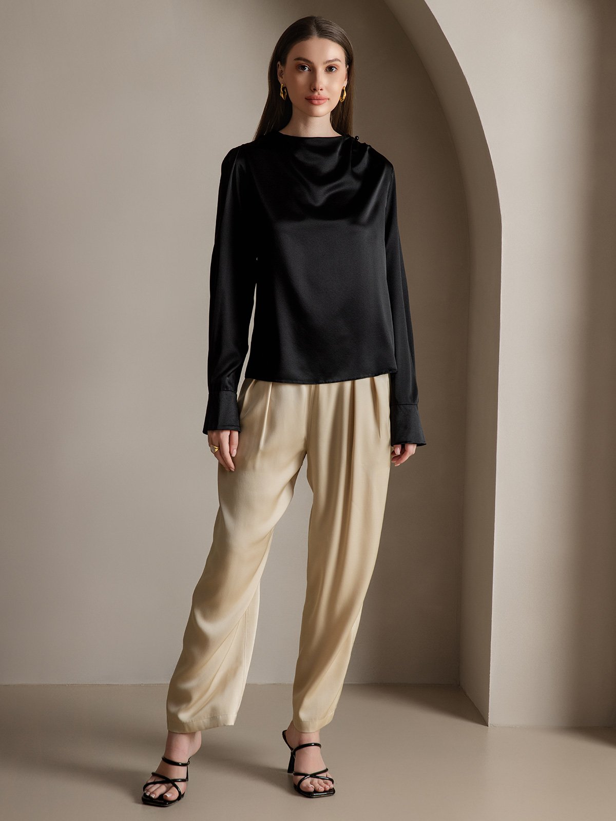 [Black] SilkSilky  19Momme Silk Boat Neck Women's Shirt 008