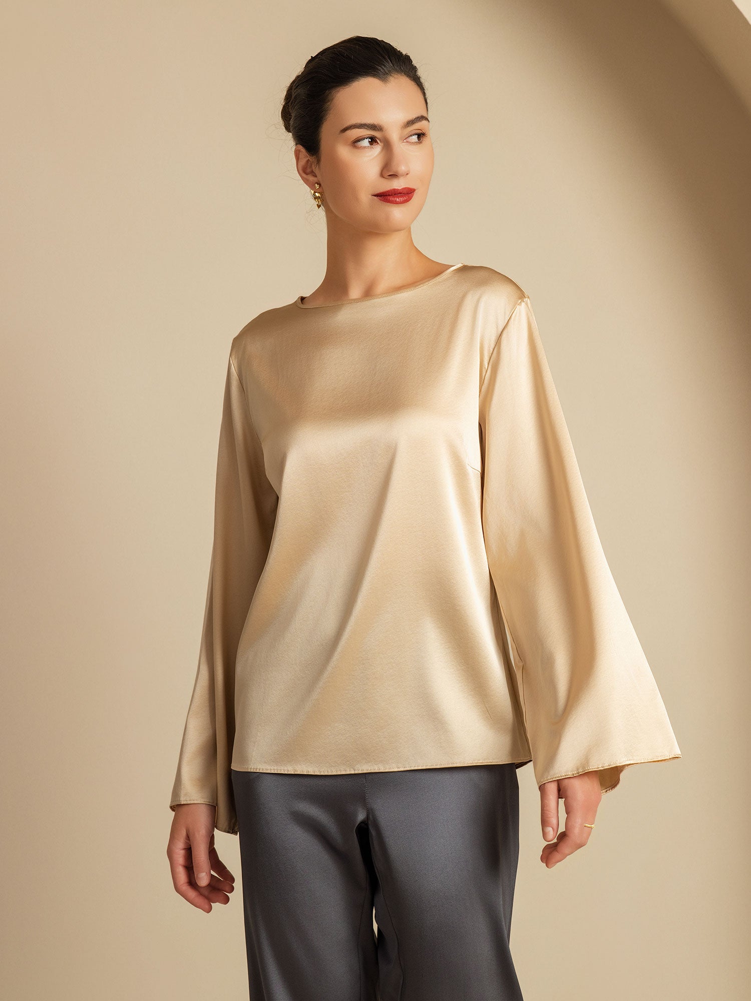 [Champagne] SilkSilky  19Momme Silk Round Neck Women's T-Shirt 004