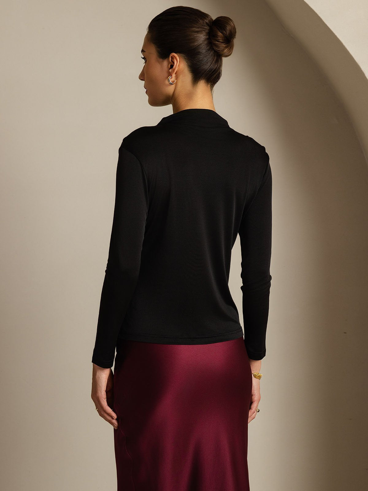 [Black] SilkSilky  Pure Silk High Neck Women's T-Shirt 002