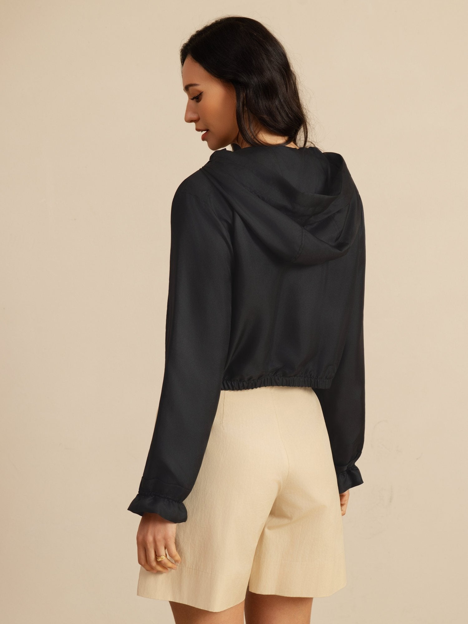 [Black] SilkSilky 18Momme Silk Satin Surah Long Sleeve High Neck Women's Outerwear 002