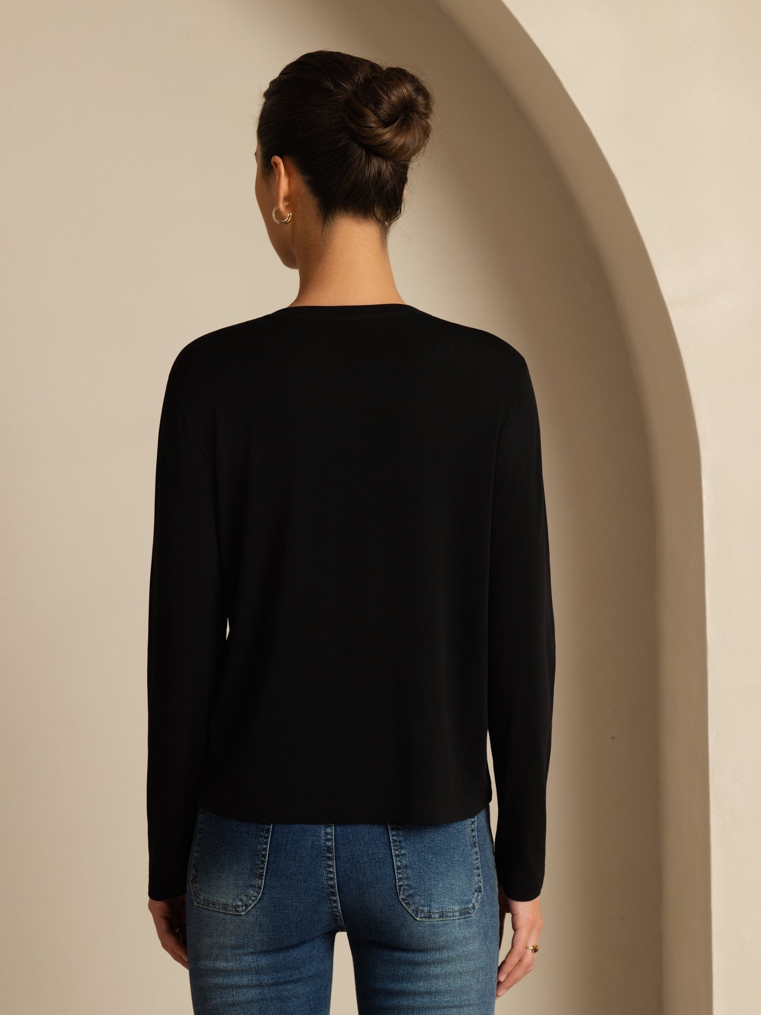 [Black] SilkSilky Silk Long Sleeve V Neck Women's Cardigan 002