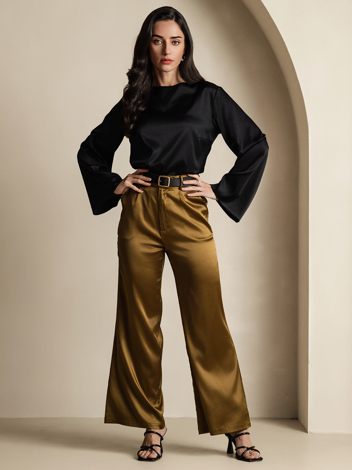 [Black] SilkSilky  19Momme Silk Round Neck Women's T-Shirt 007