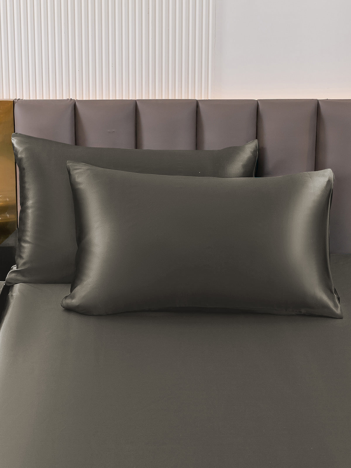 SilkSilky  19Momme Pure Silk Pillowcase DarkGray 003